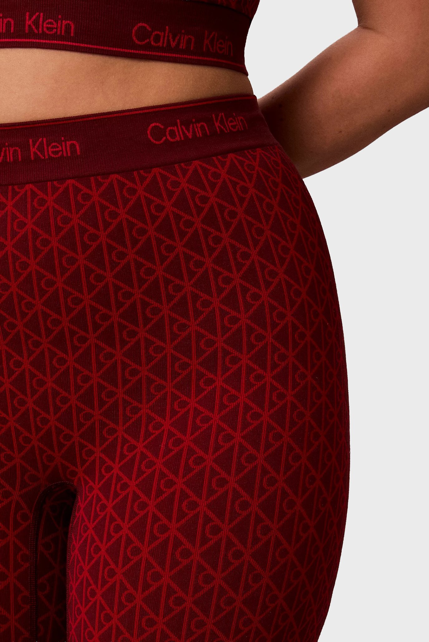 Трусы MID THIGH SHORT 4