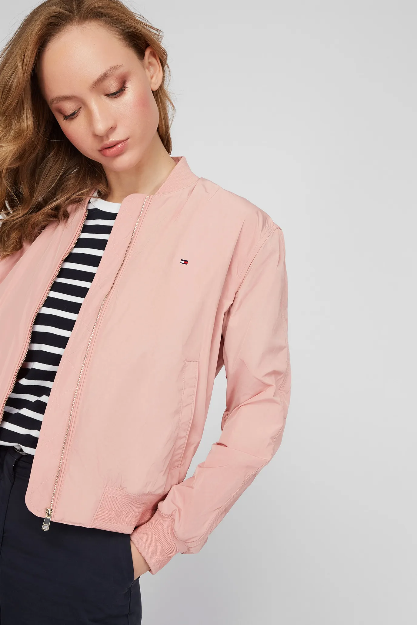 Женский розовый бомбер TH E POLY 7