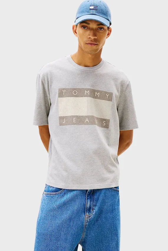 Футболка TJM 90S DISTRESSED FLAG TEE Tommy Jeans