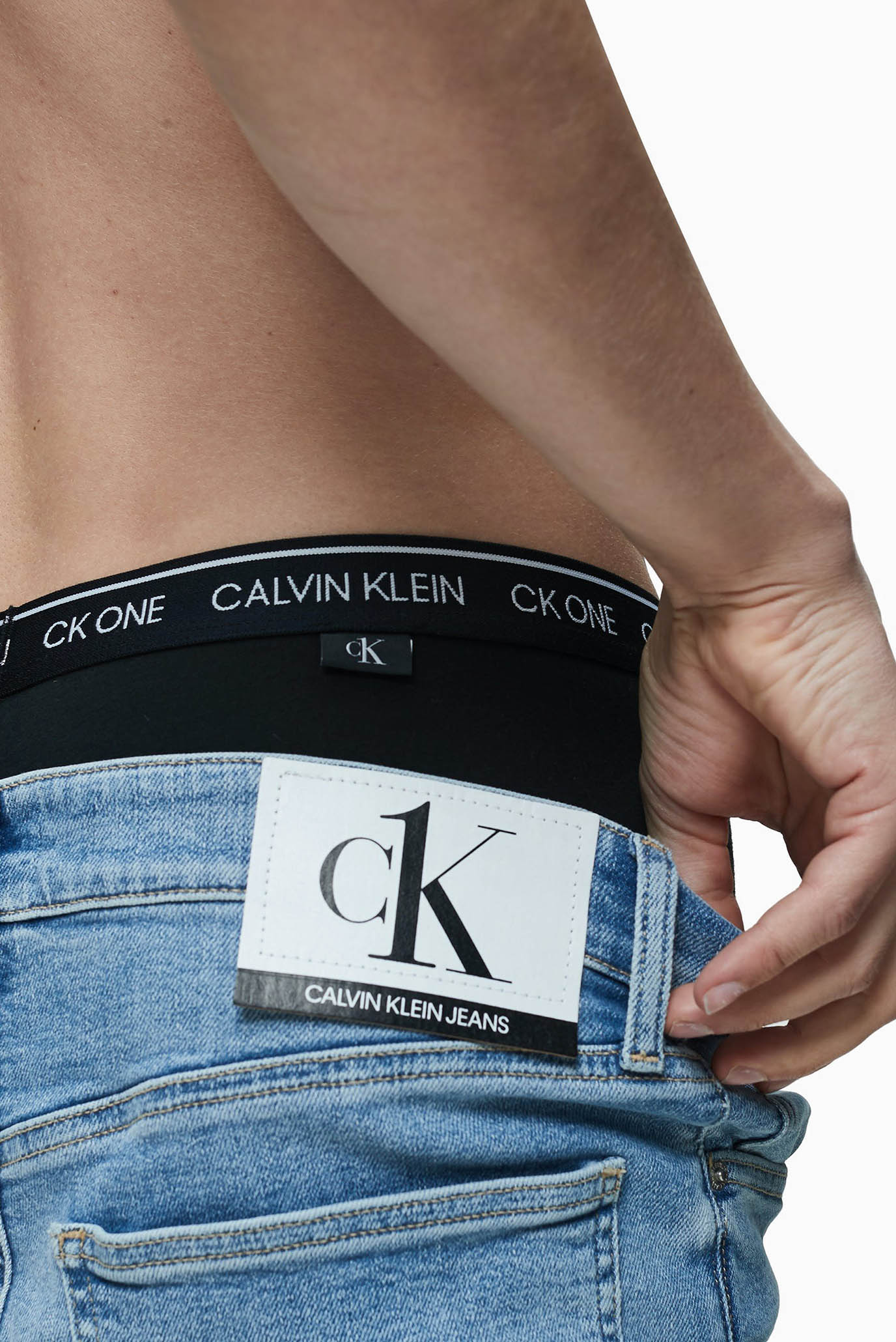 Calvin klein jeans 016 hotsell