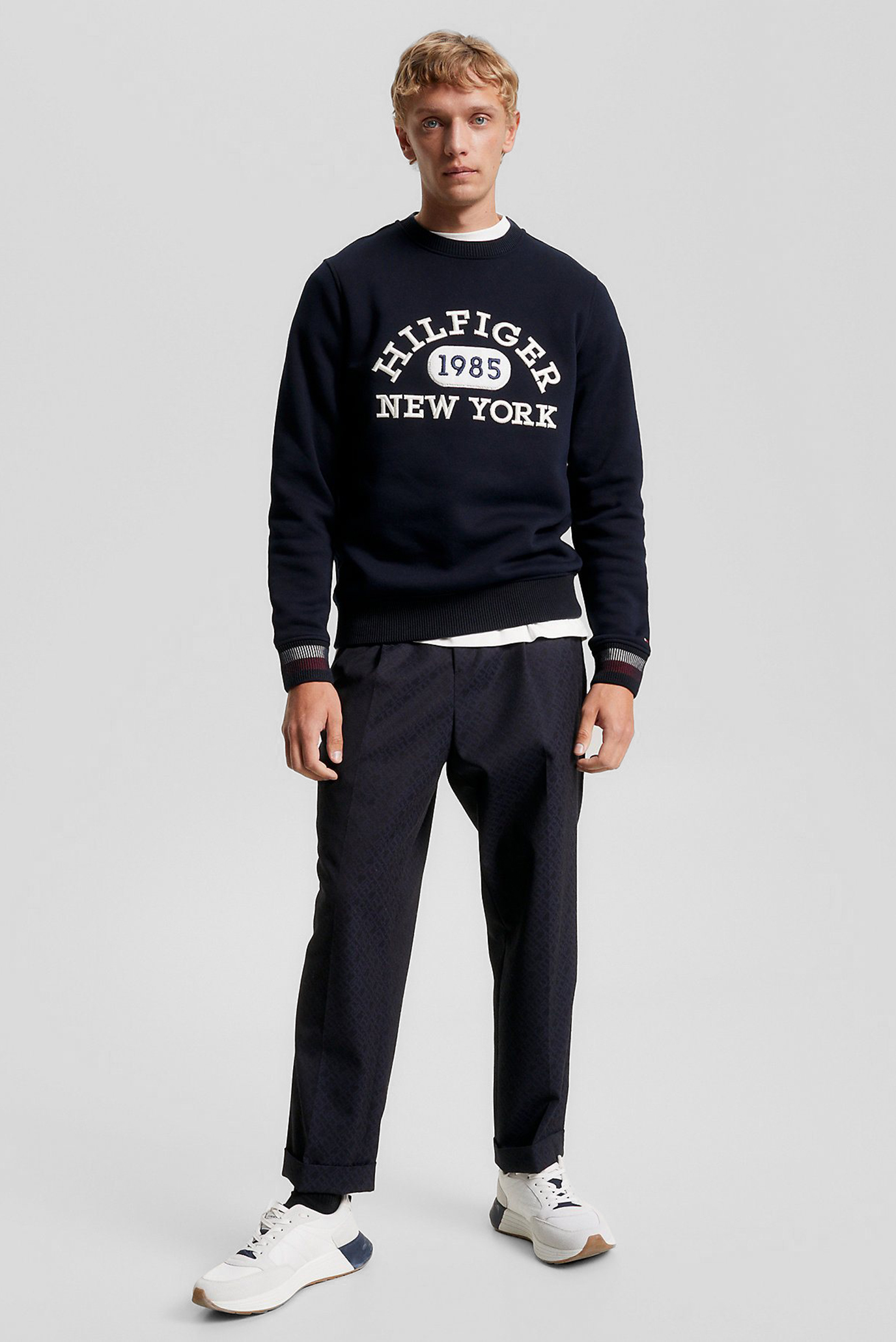 Свитшот MONOTYPE COLLEGIATE CREWNECK 2