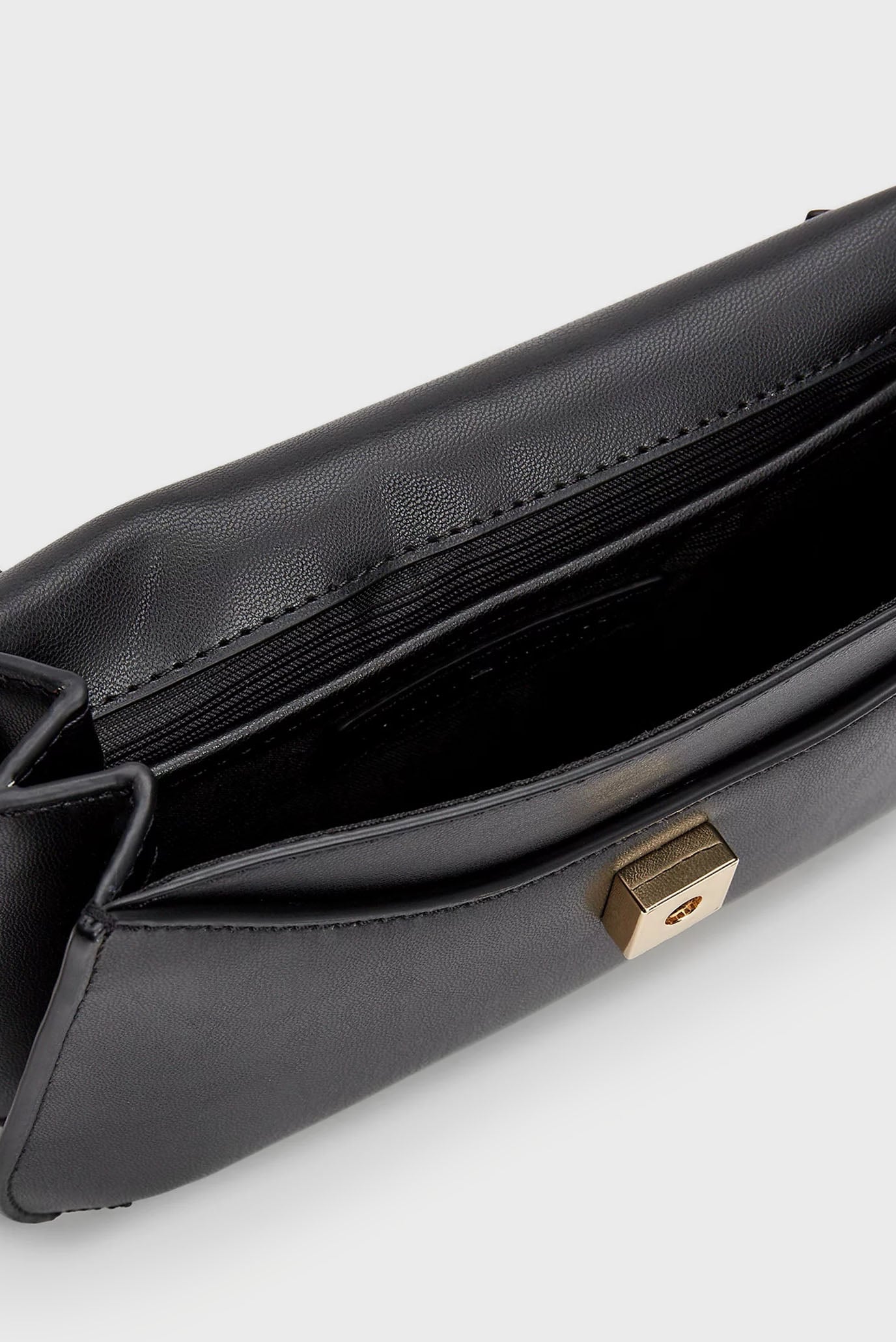 Сумка TH CHIC CROSSOVER CORP 4