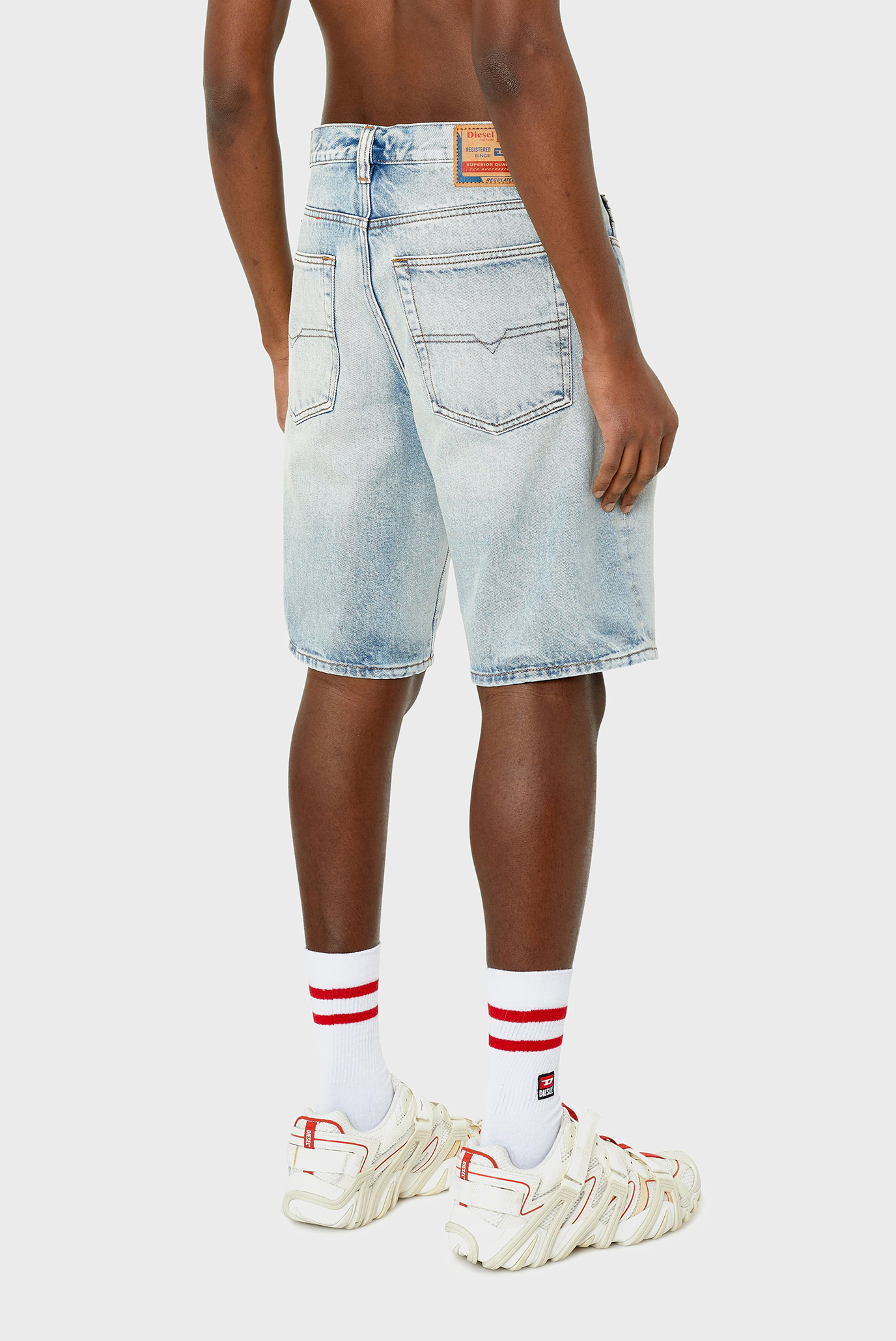 Шорты REGULAR-SHORT SHORTS 8