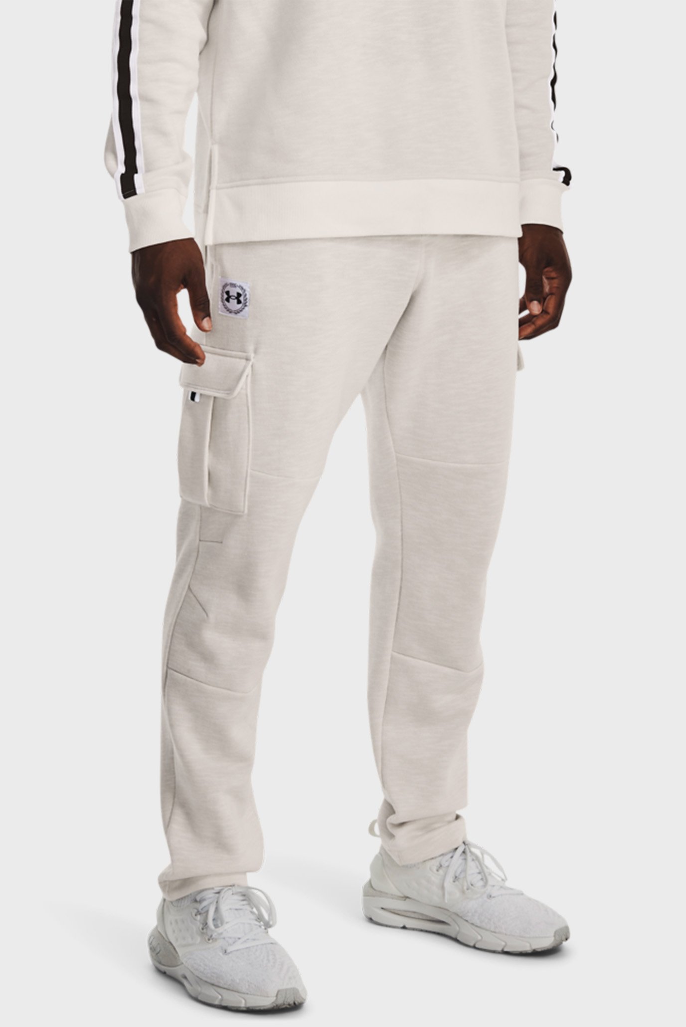 Мужские белые спортивные брюки UA Essential Heritge Cgo Pnt-WHT 1