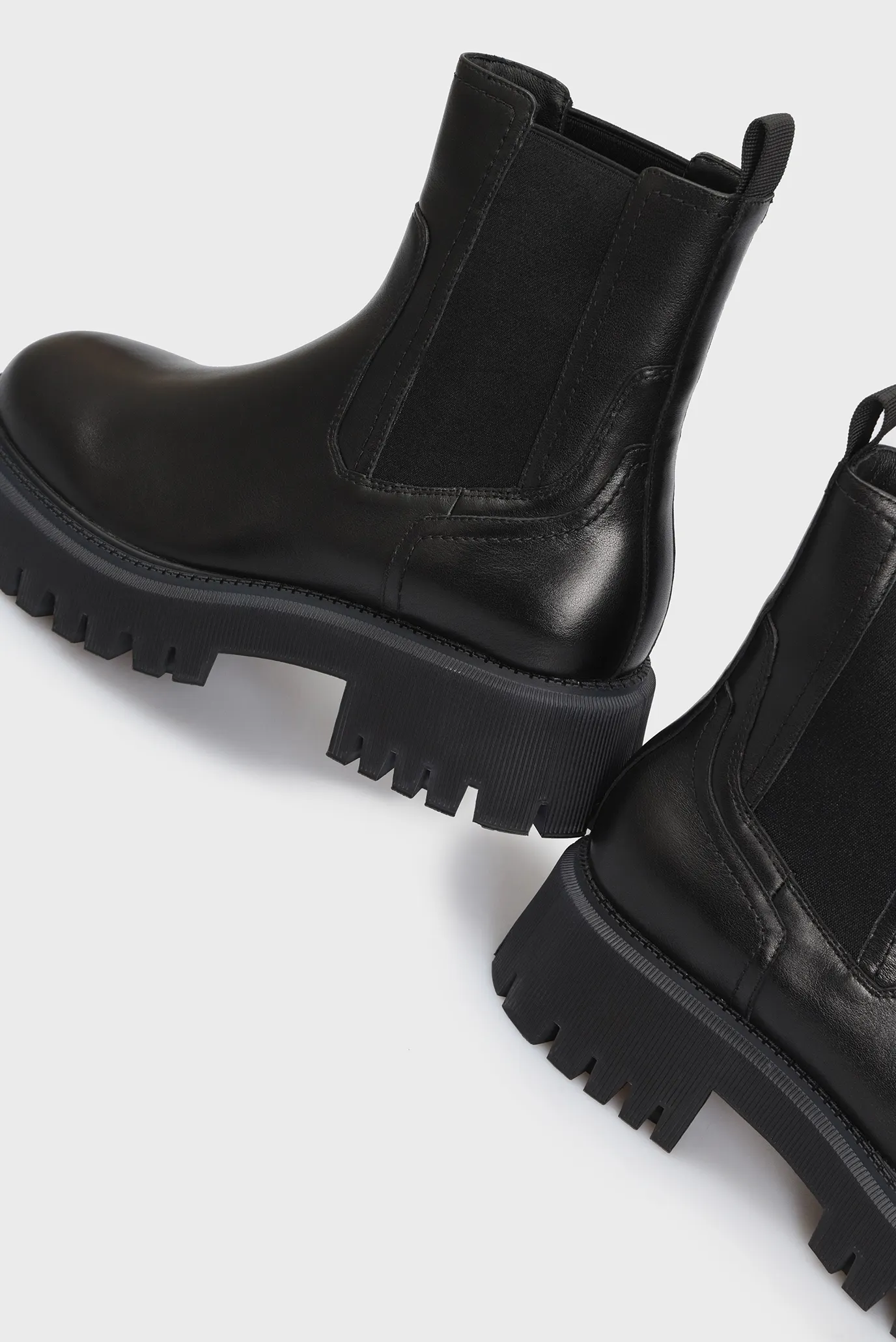 Женские черные кожаные челси Realza 7