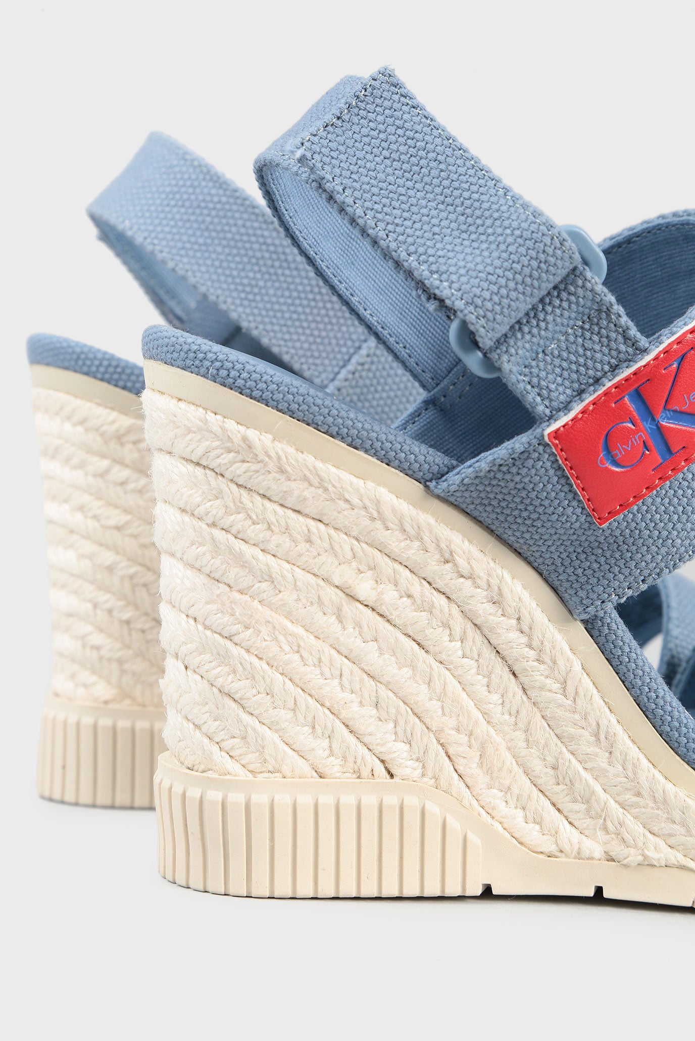 Женские голубые босоножки 10