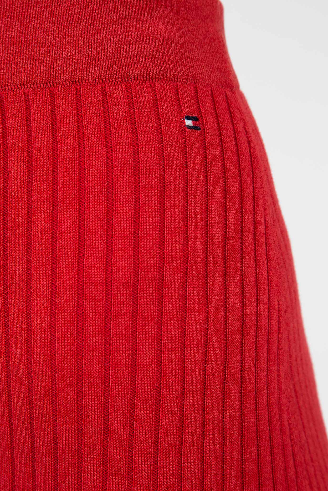 Женская красная юбка 9