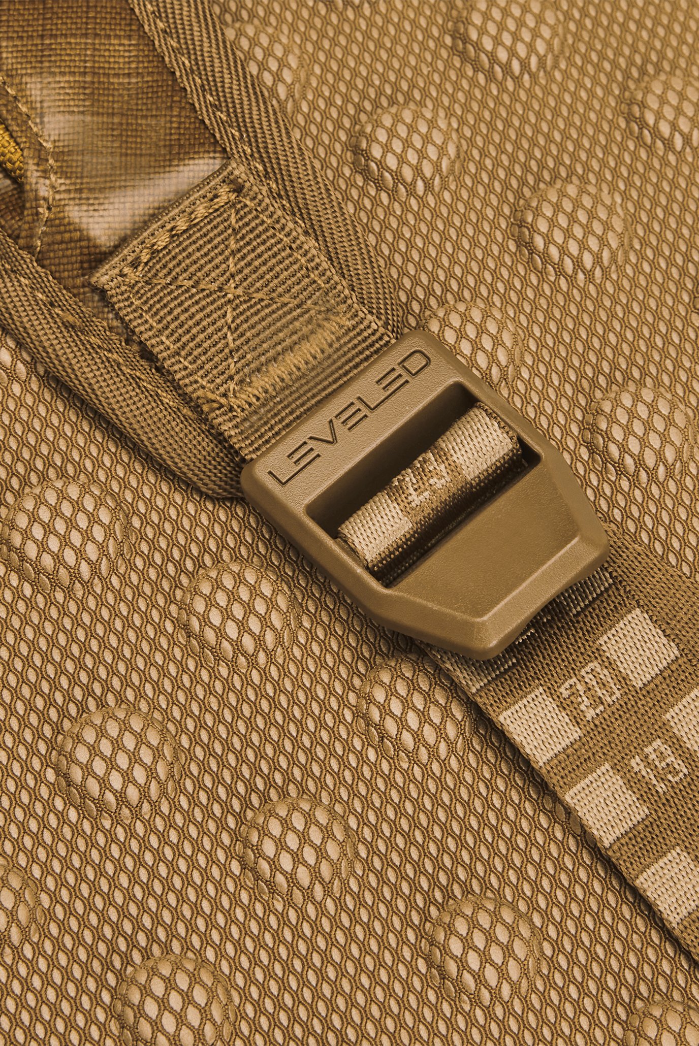 Коричневый рюкзак UA Summit SM BP 9