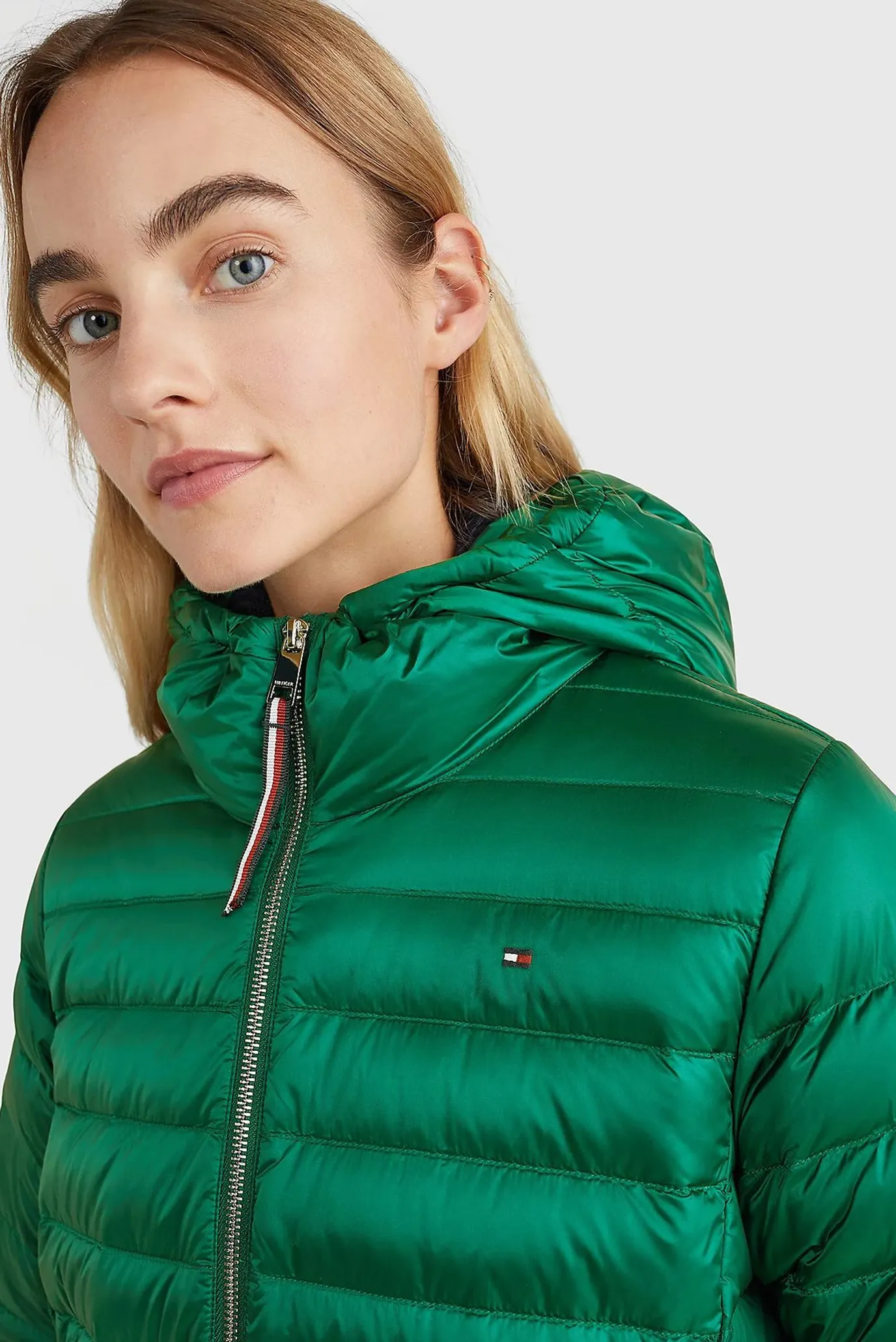 Женский зеленый пуховик FEMININE LW DOWN JACKET 4