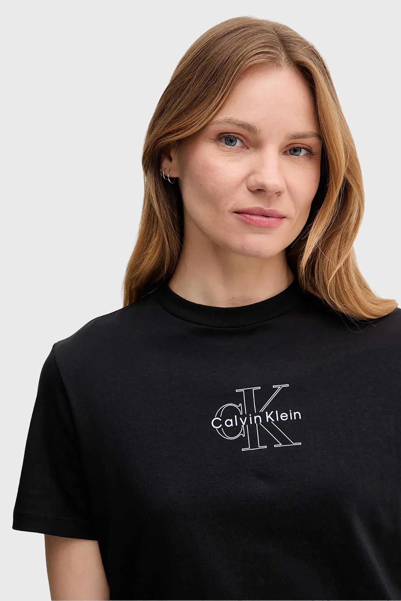 Футболка SS CLASSIC FIT TEE 4