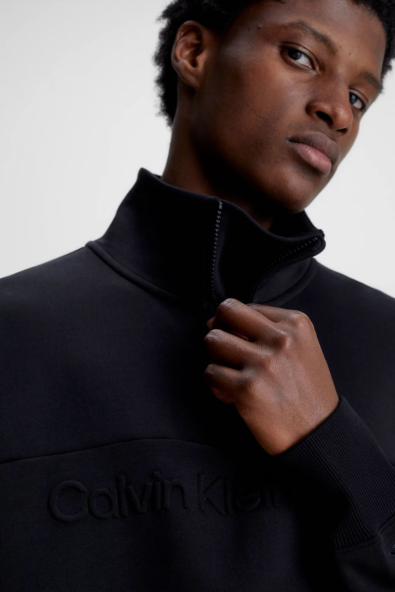 Свитшот INSTITUTIONAL EMBOSSED HALF ZIP 11