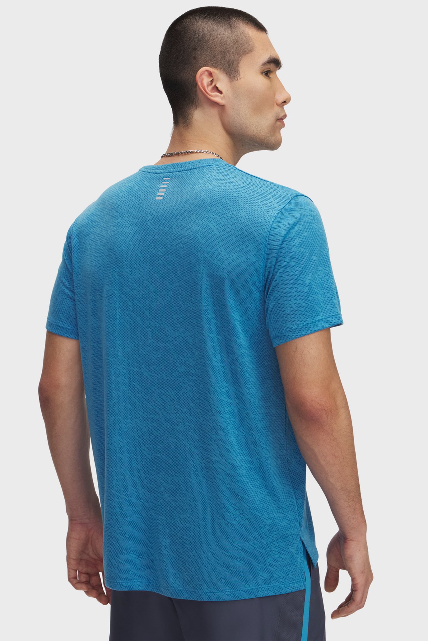 Футболка UA LAUNCH CAMO SHORTSLEEVE 3