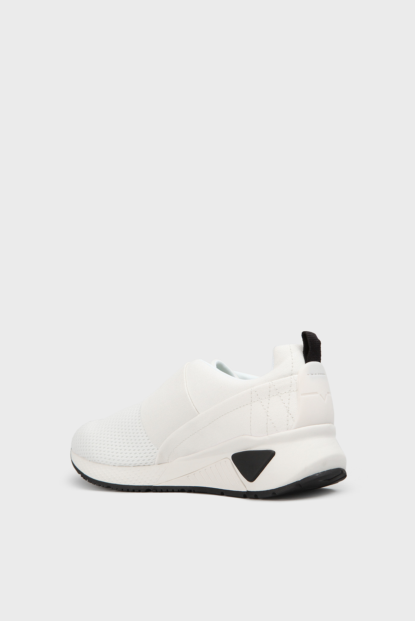 Мужские белые кроссовки 9