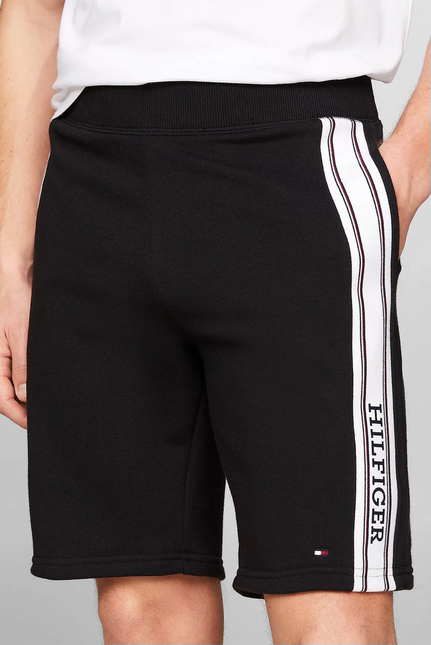 Мужские черные шорты TRACK SHORT 3