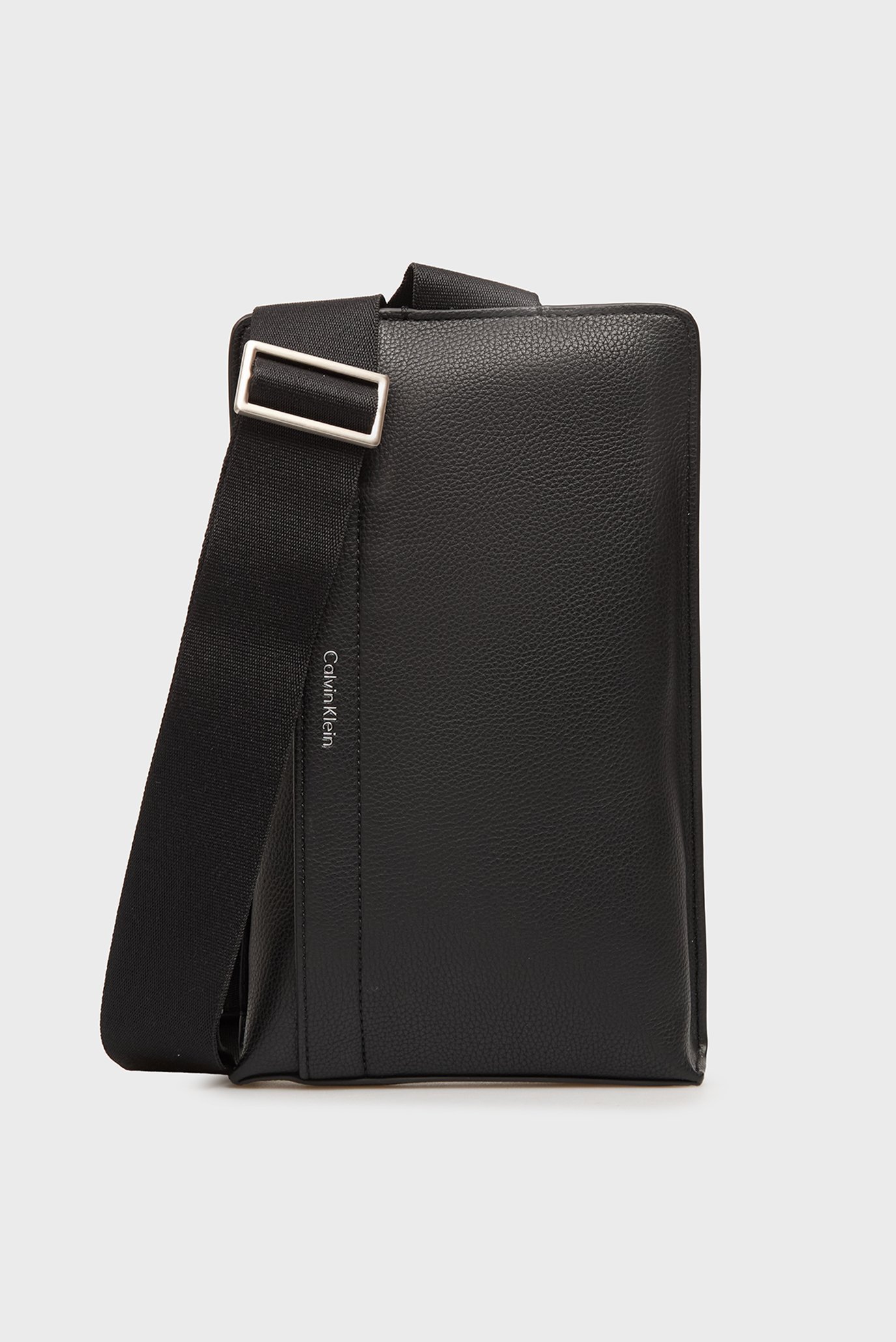Сумка RAISED SQUARE SLING 1