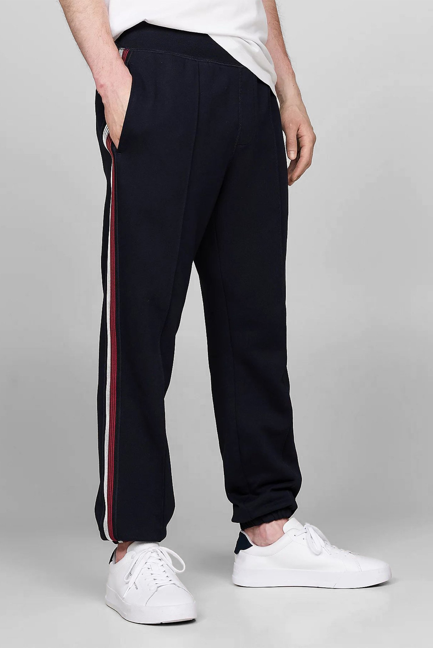 Штаны спортивные/GLOBAL STRIPE TAPE SWEATPANTS 1