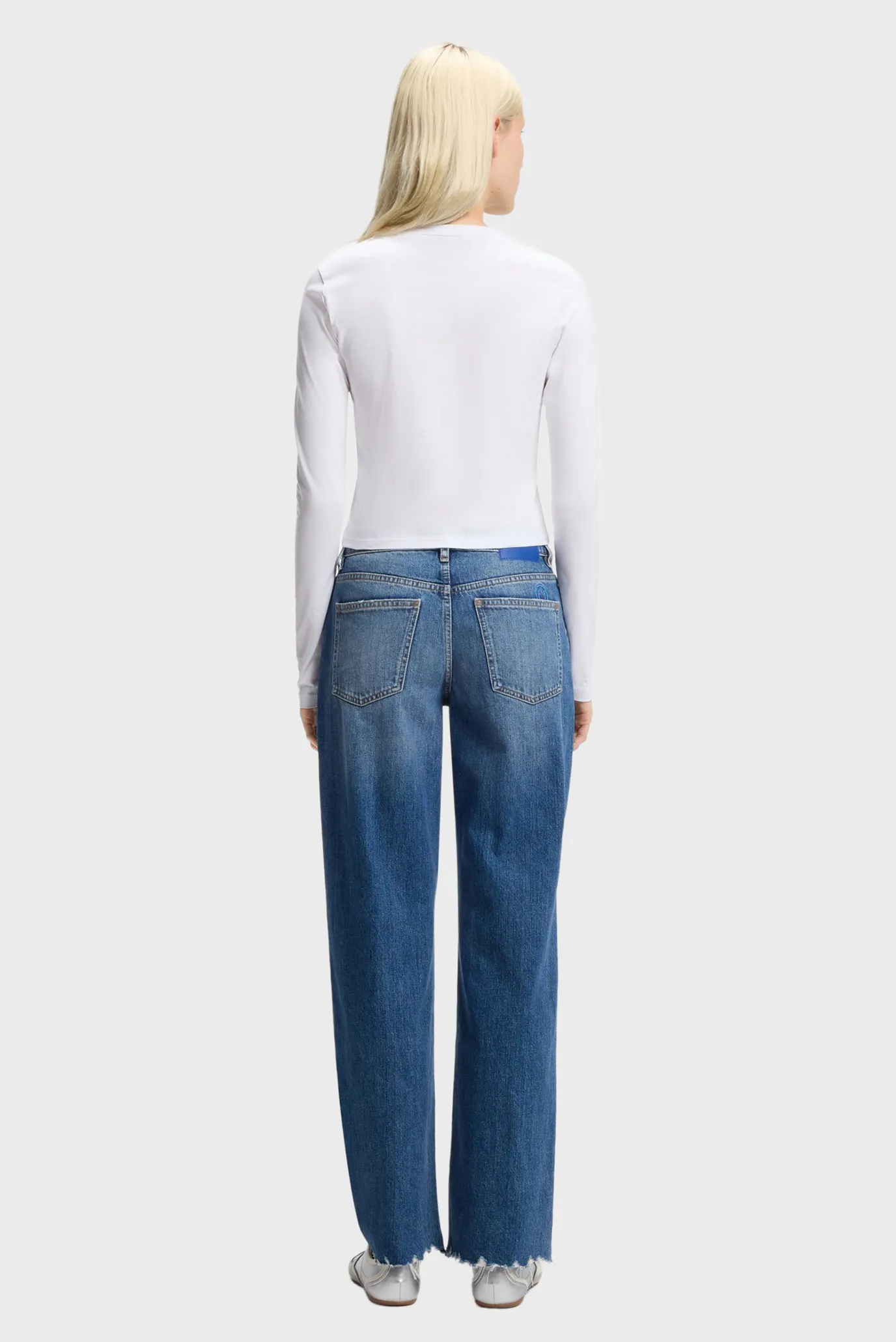 Лонгслив Daliriee_B 10272901 01 2