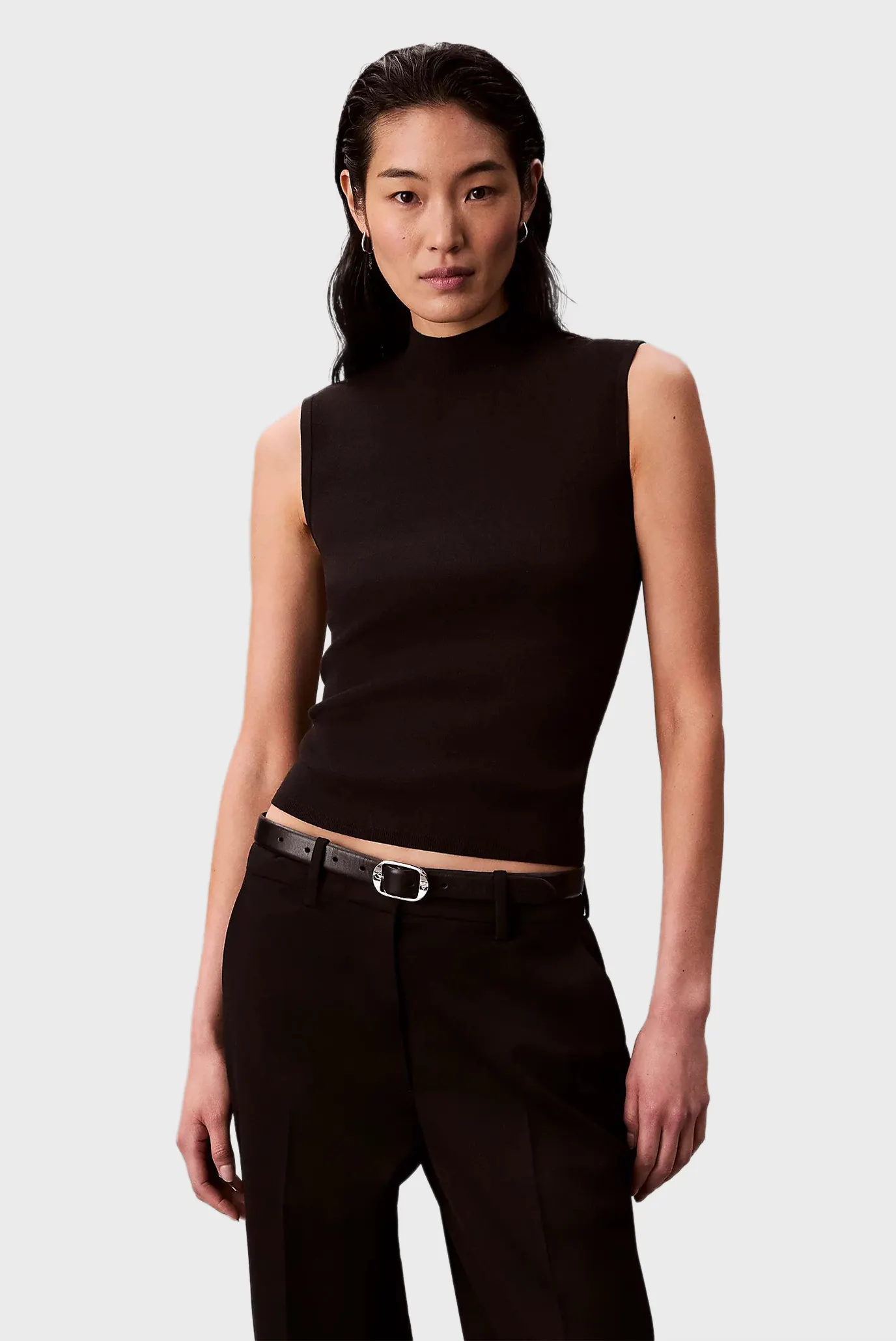Топ Sleeveless Mockneck 1
