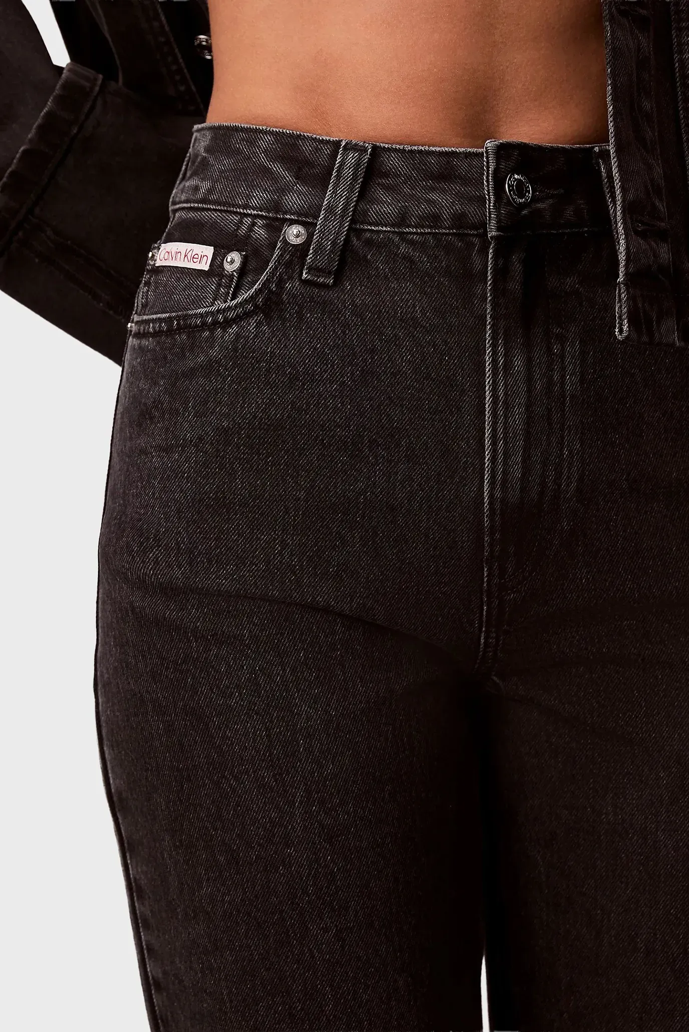 Джинсы EU BARREL JEAN CK ESSENTIAL BLAC 2