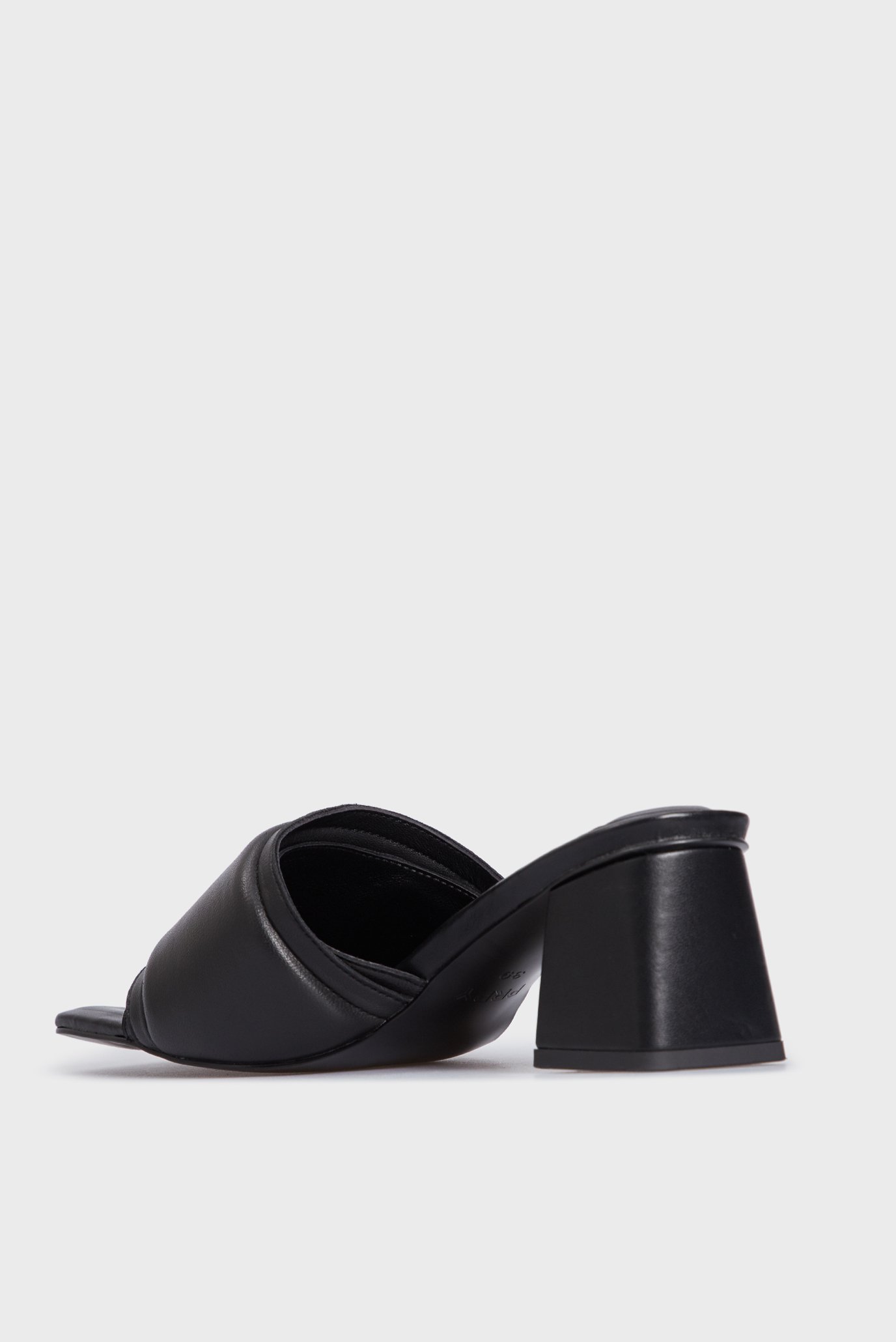 Босоножки Dora 3