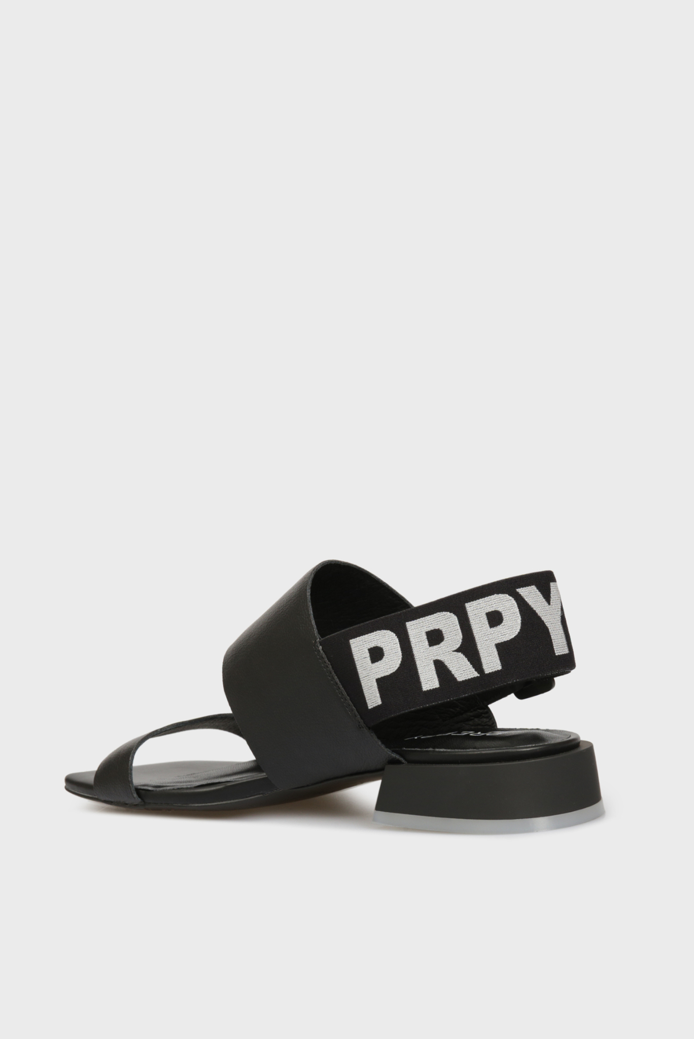 Женские черные кожаные босоножки 4