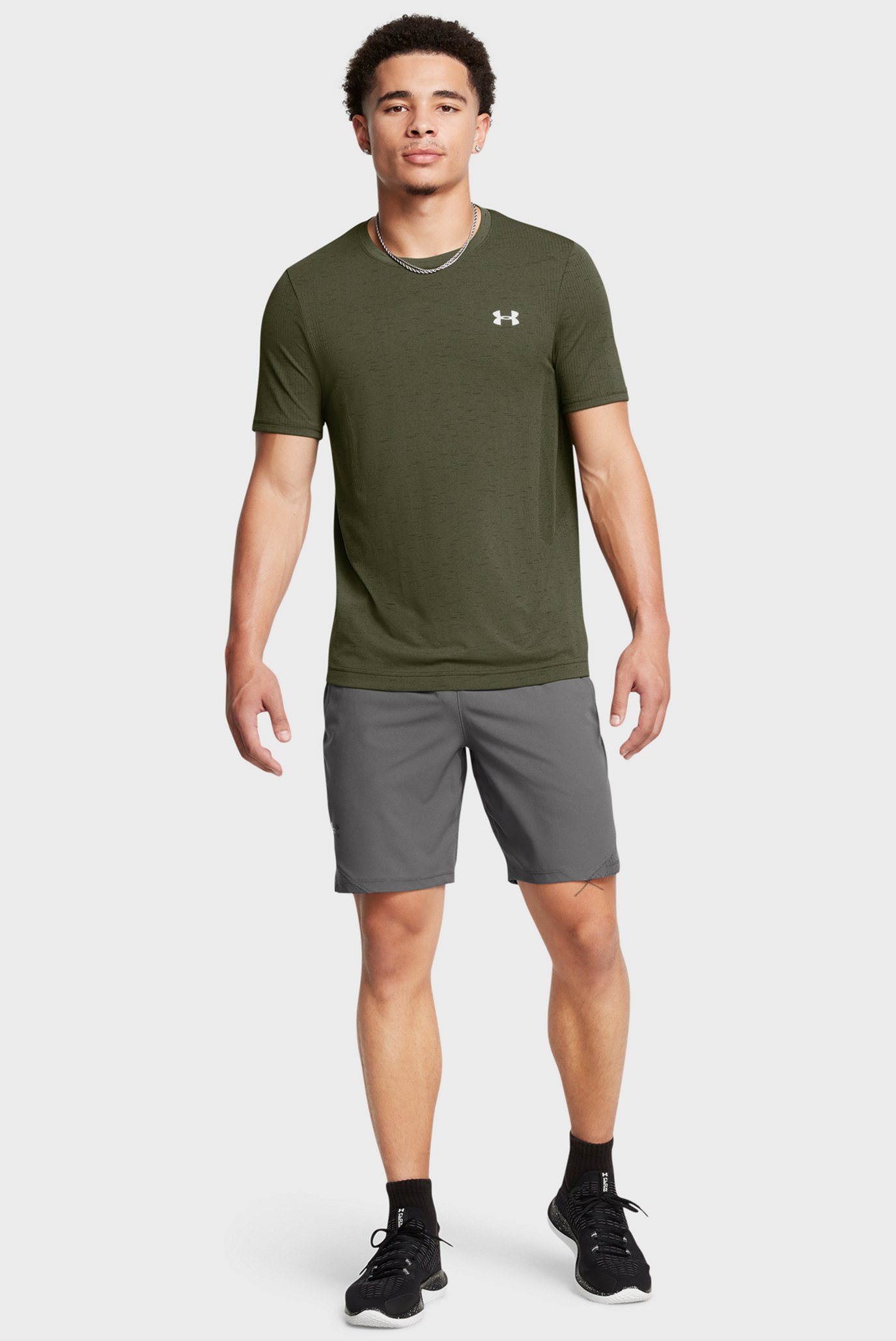 Мужские серые шорты UA Vanish Woven 8in Shorts 2