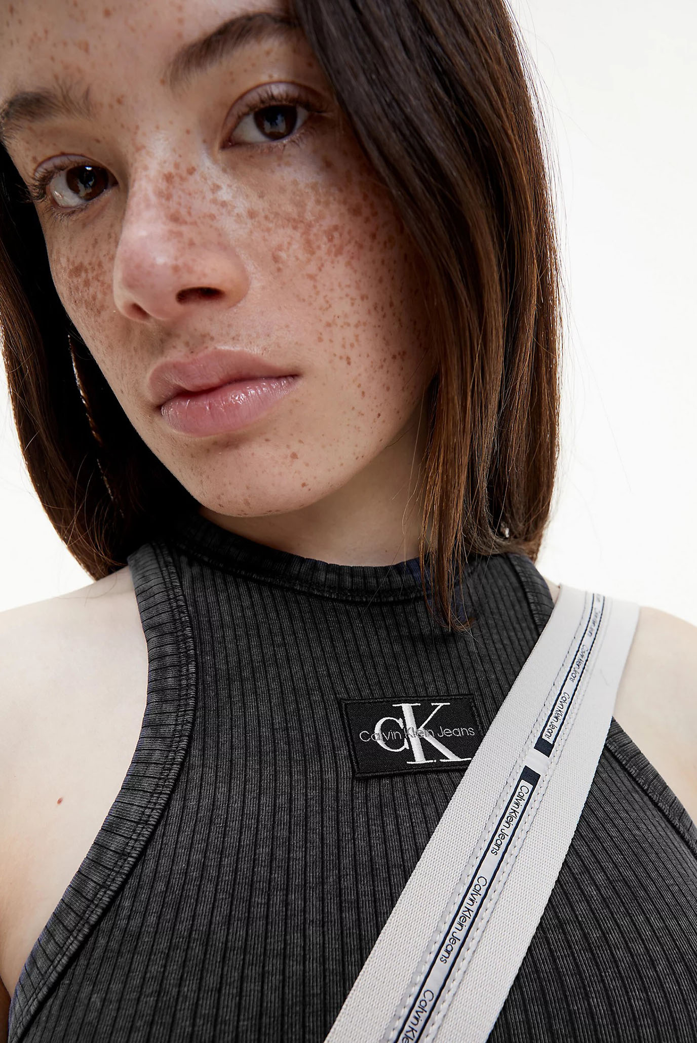 Женский черный топ ACID WASH RIB Calvin Klein Jeans Женский черный топ ACID WASH RIB 4