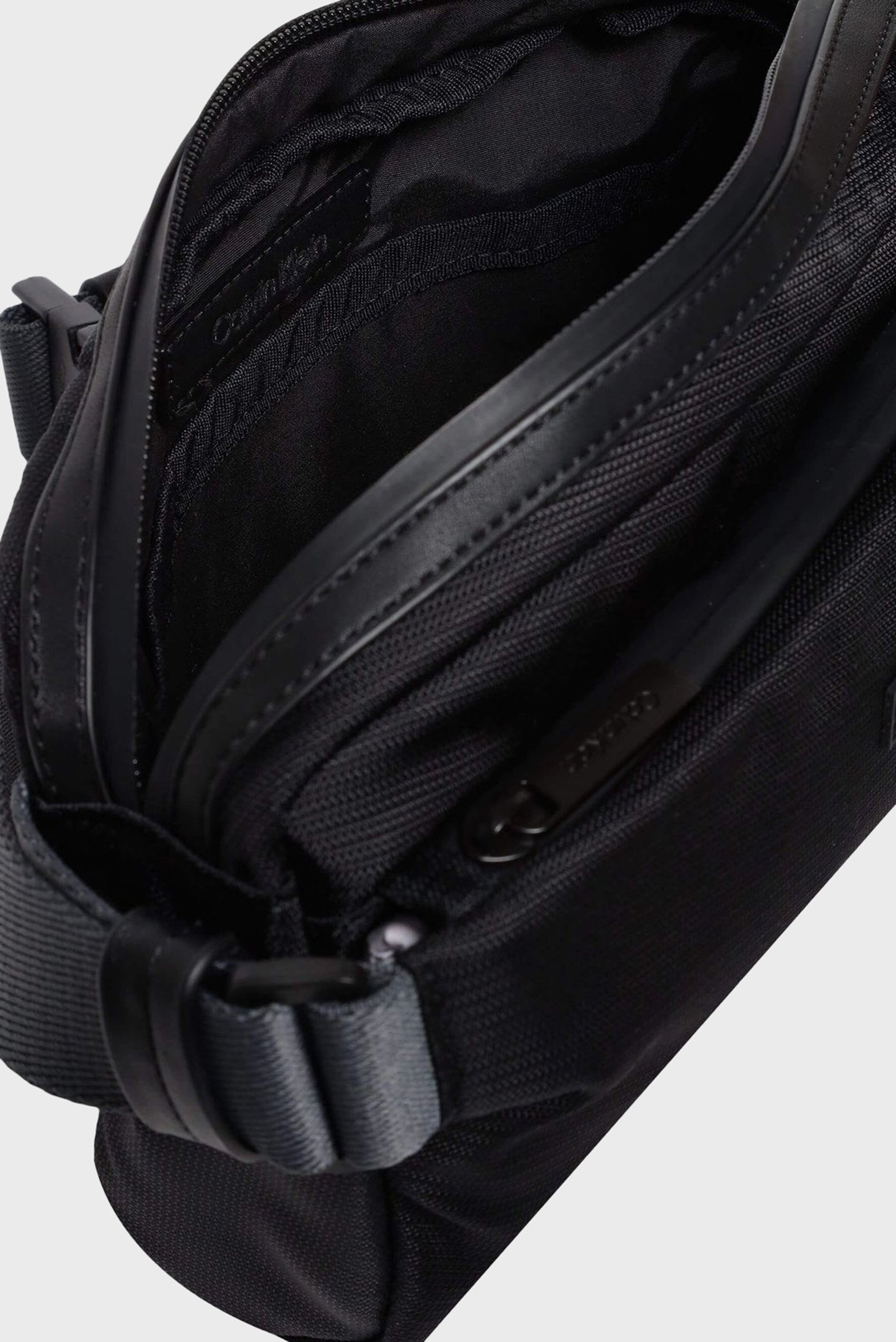 Поясная сумка CK ESSENTIAL WAISTBAG 5