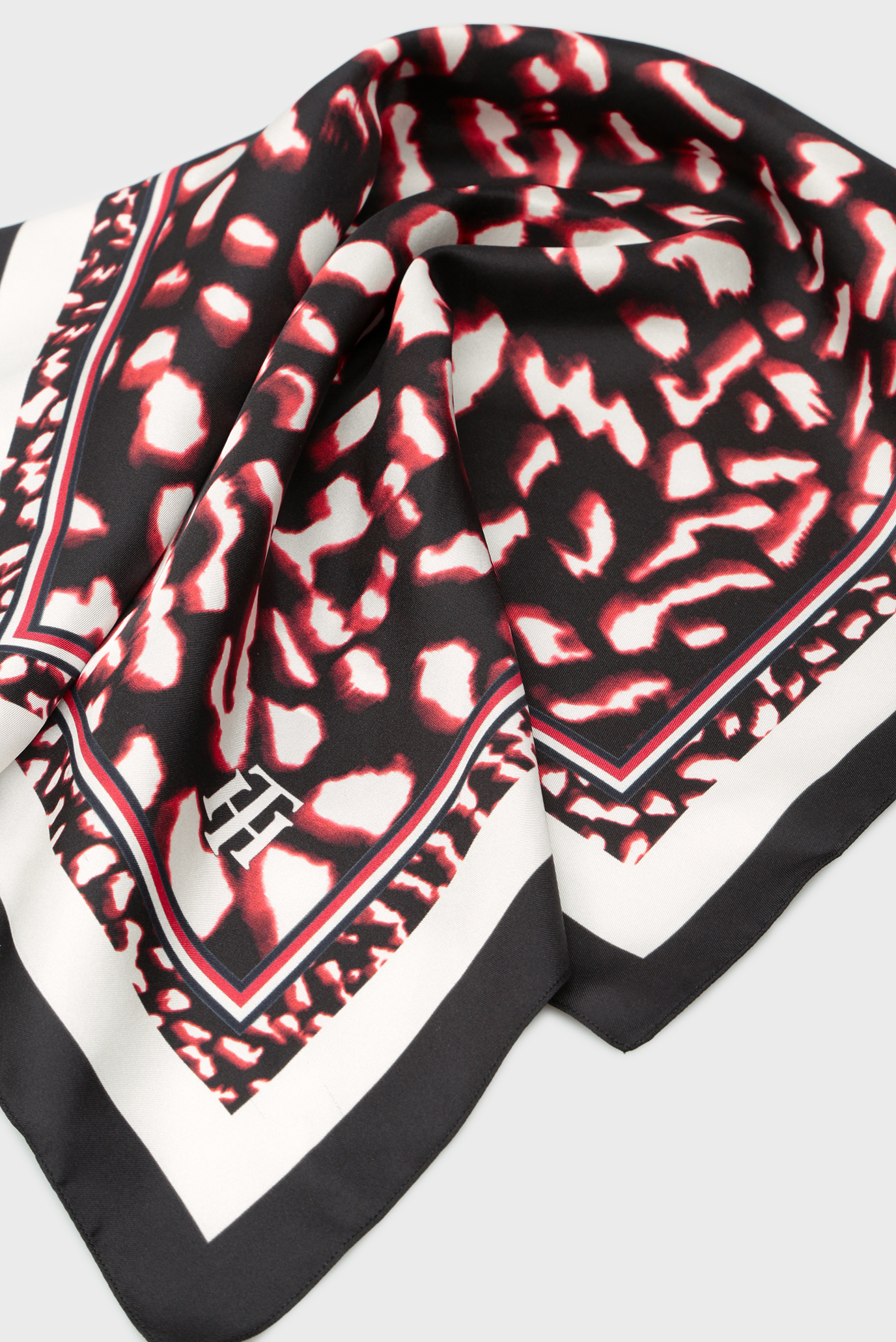 Женский шелковый платок с принтом 5