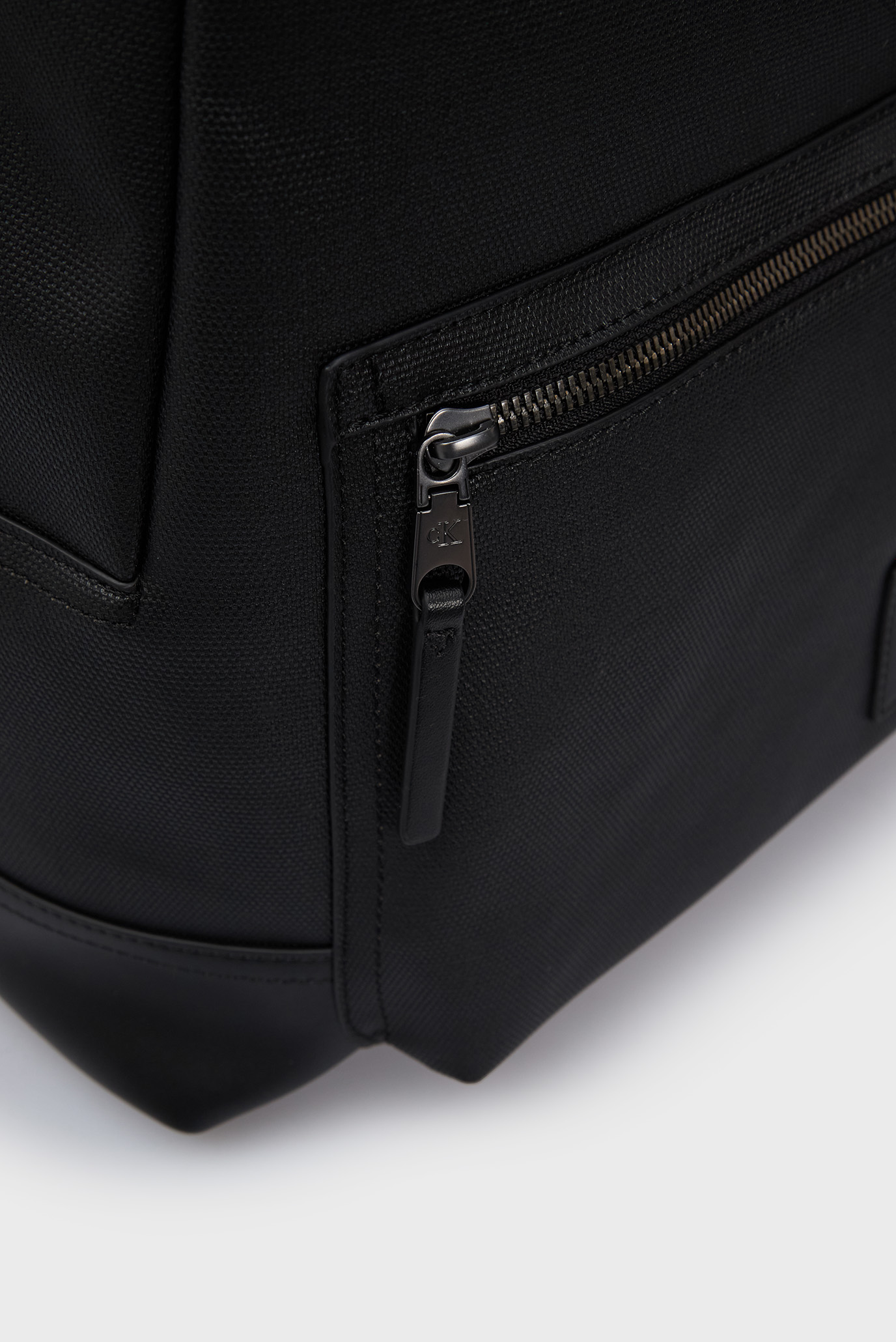 Мужской черный рюкзак COATED CENTER ZIP BACKPACK43 2