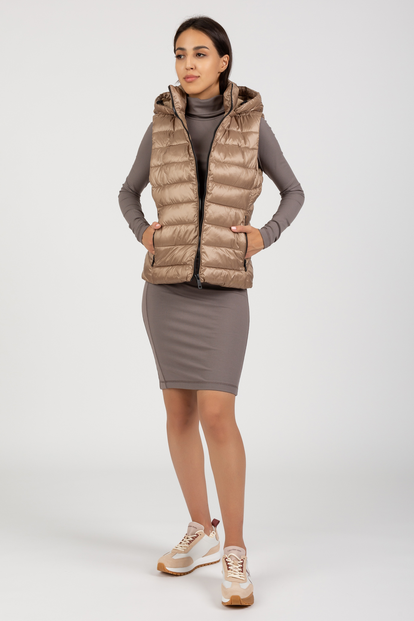 Жилет ESSENTIAL VEST 5