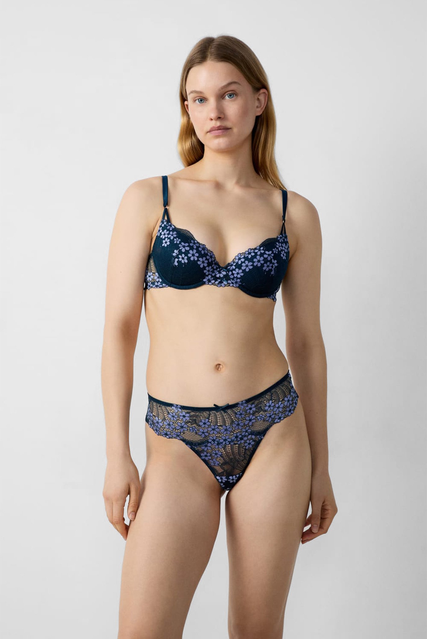 Бюстгальтер SOMPTUEUSE - N*4 CLA 2