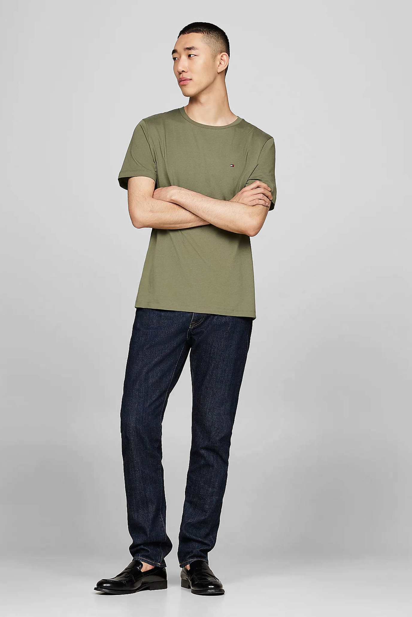 Футболка ESSENTIAL REG FIT SOLID TEE Tommy Hilfiger Футболка ESSENTIAL REG FIT SOLID TEE 2