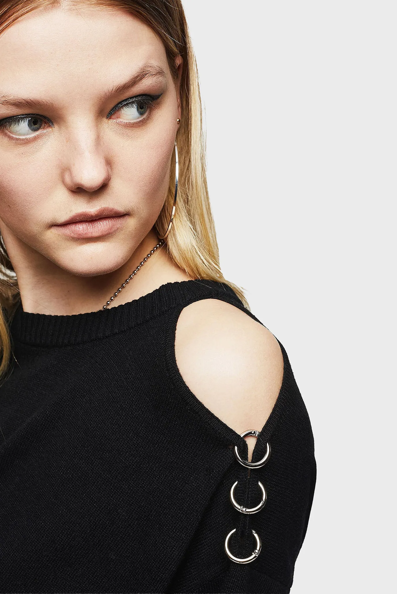 Женское черное платье M-MERS 4