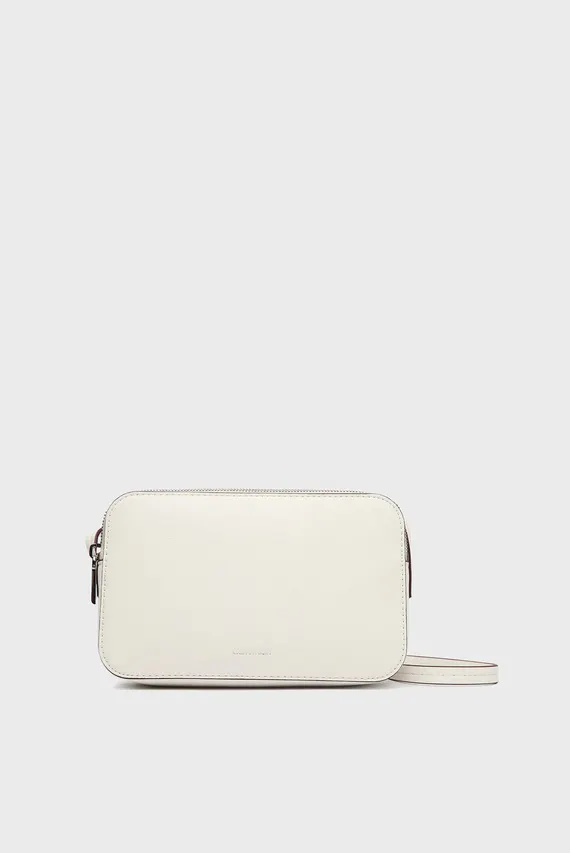 Сумка FOIL LOGO ELONGATED CAMERA BAG Calvin Klein