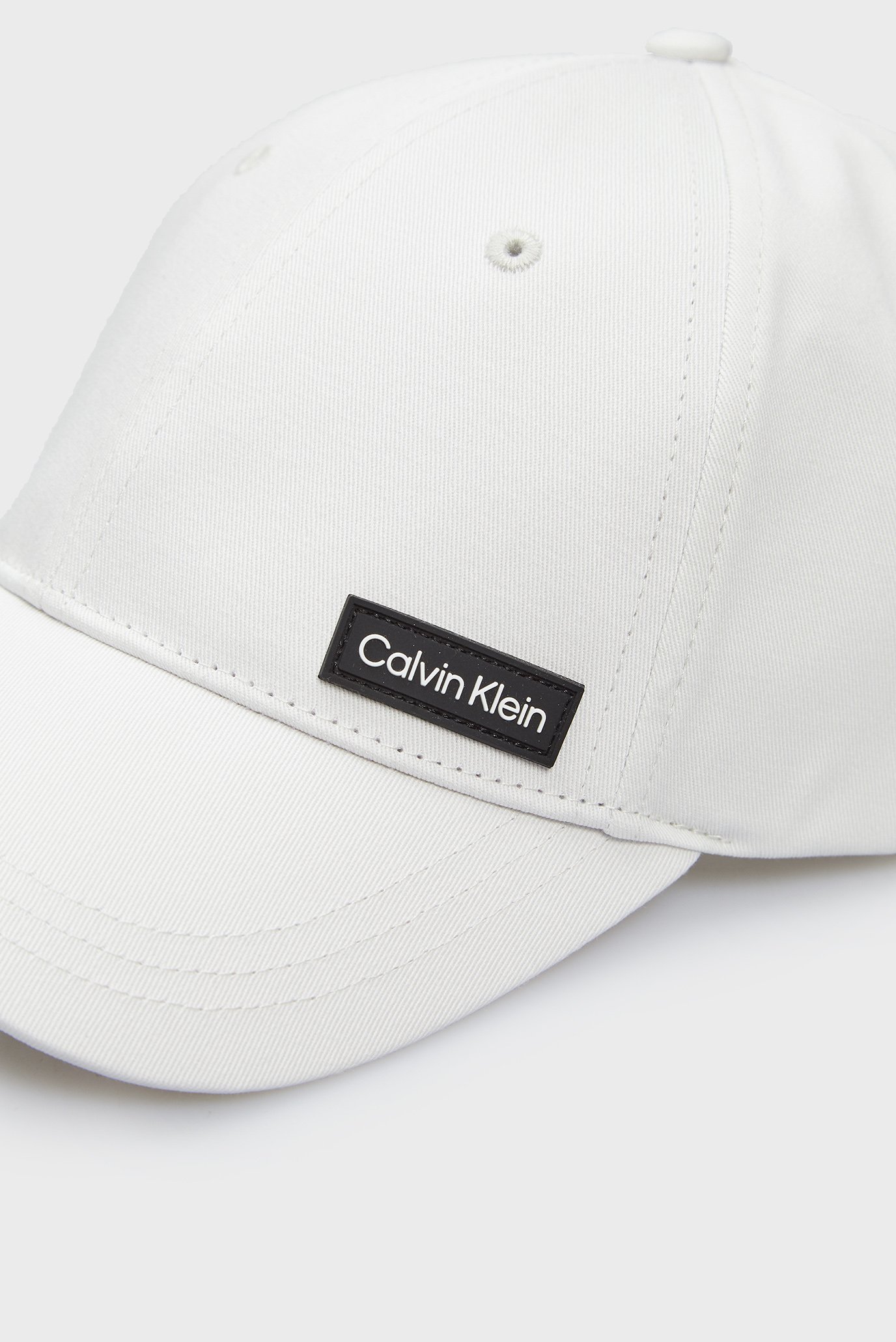 Мужская белая кепка ESSENTIAL PATCH  BB 4