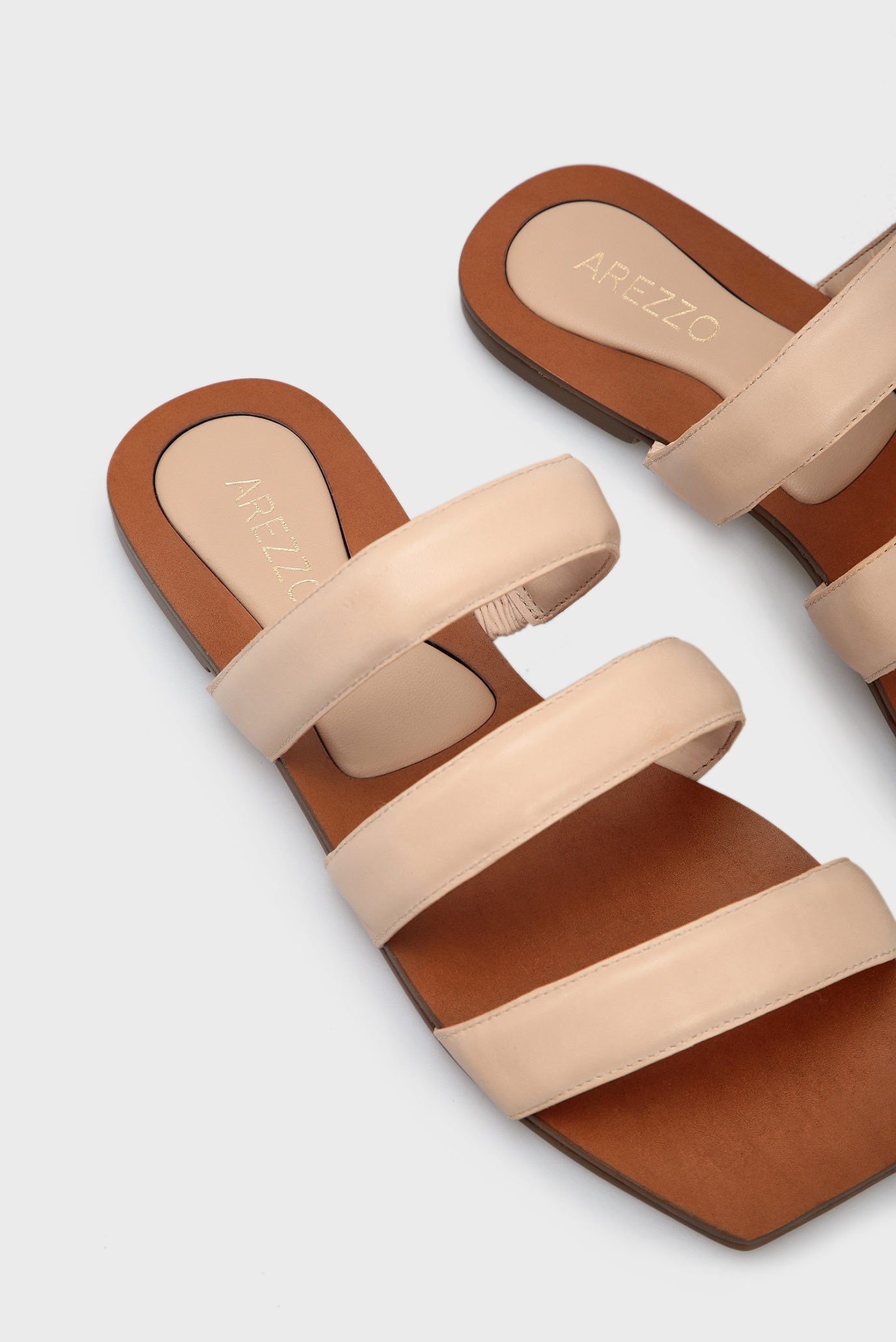 Женские бежевые слайдеры 7