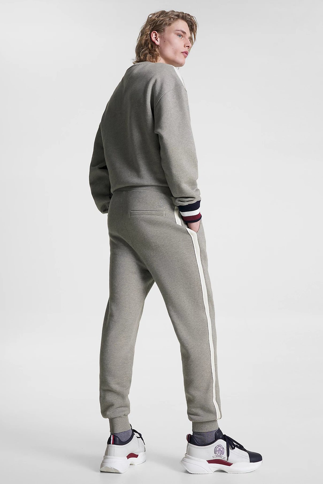 Штаны спортивные THL SWEATPANT 3