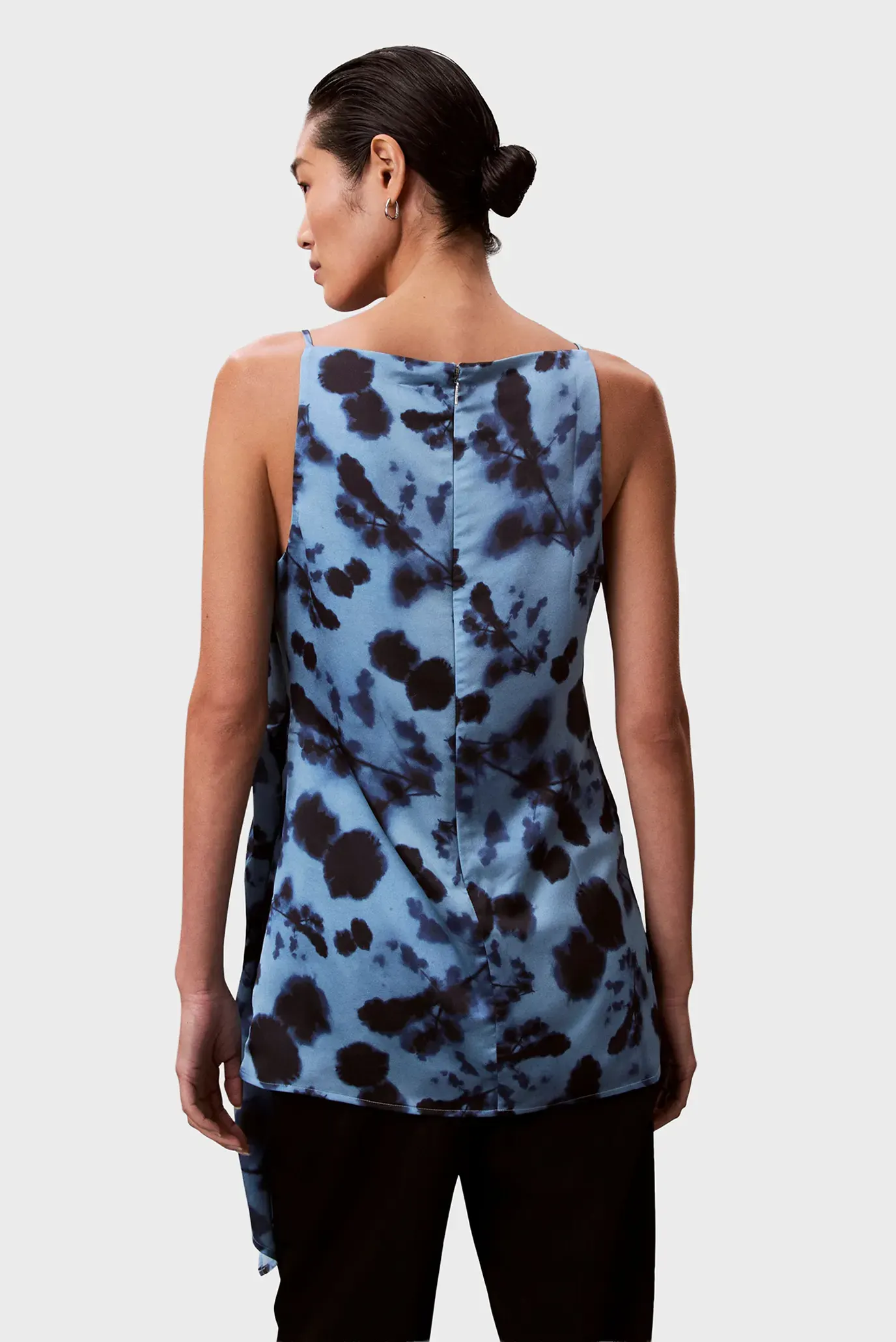 Топ Printed Satin Twisted Drape Tank 4