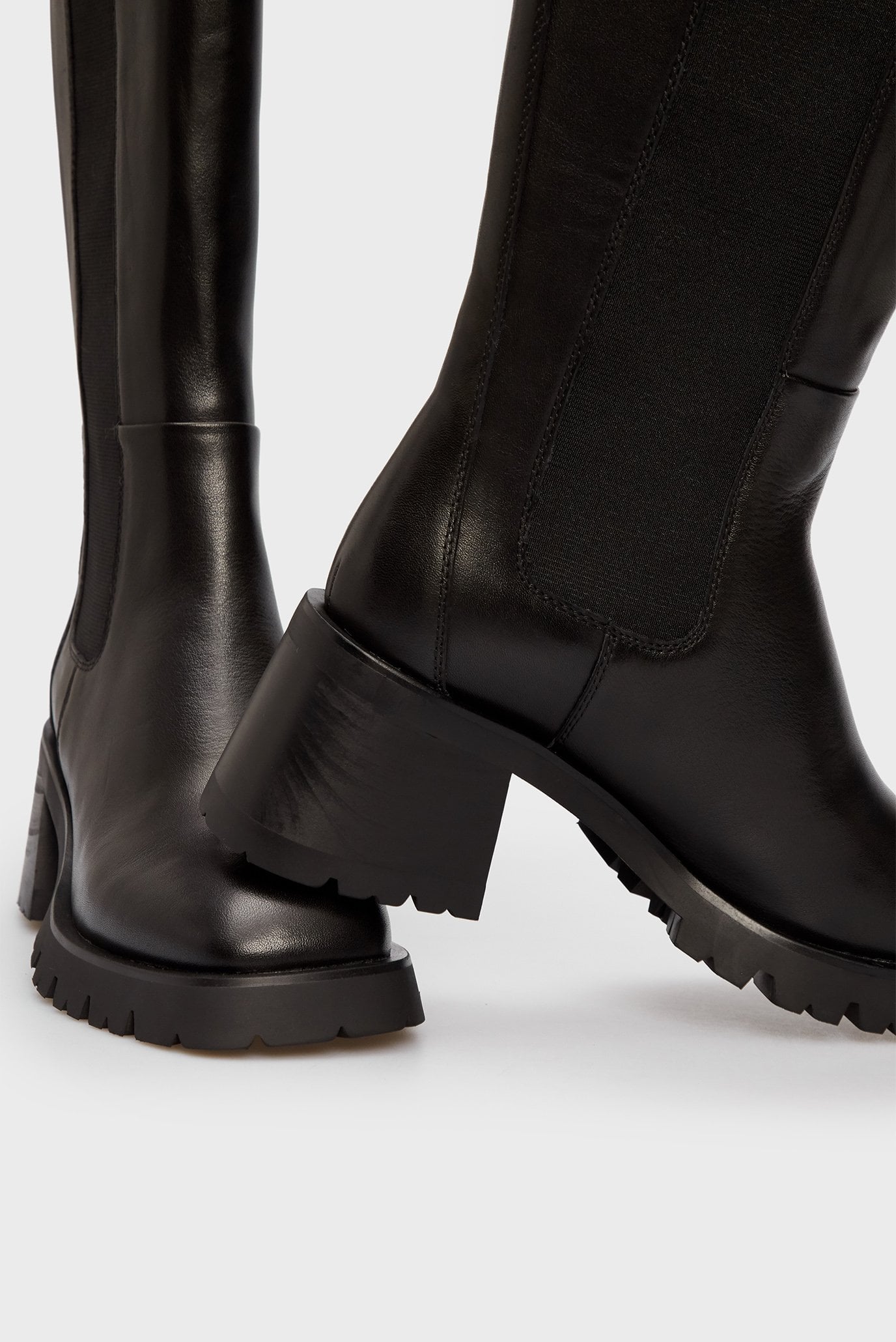 Женские черные кожаные сапоги Scilly 10