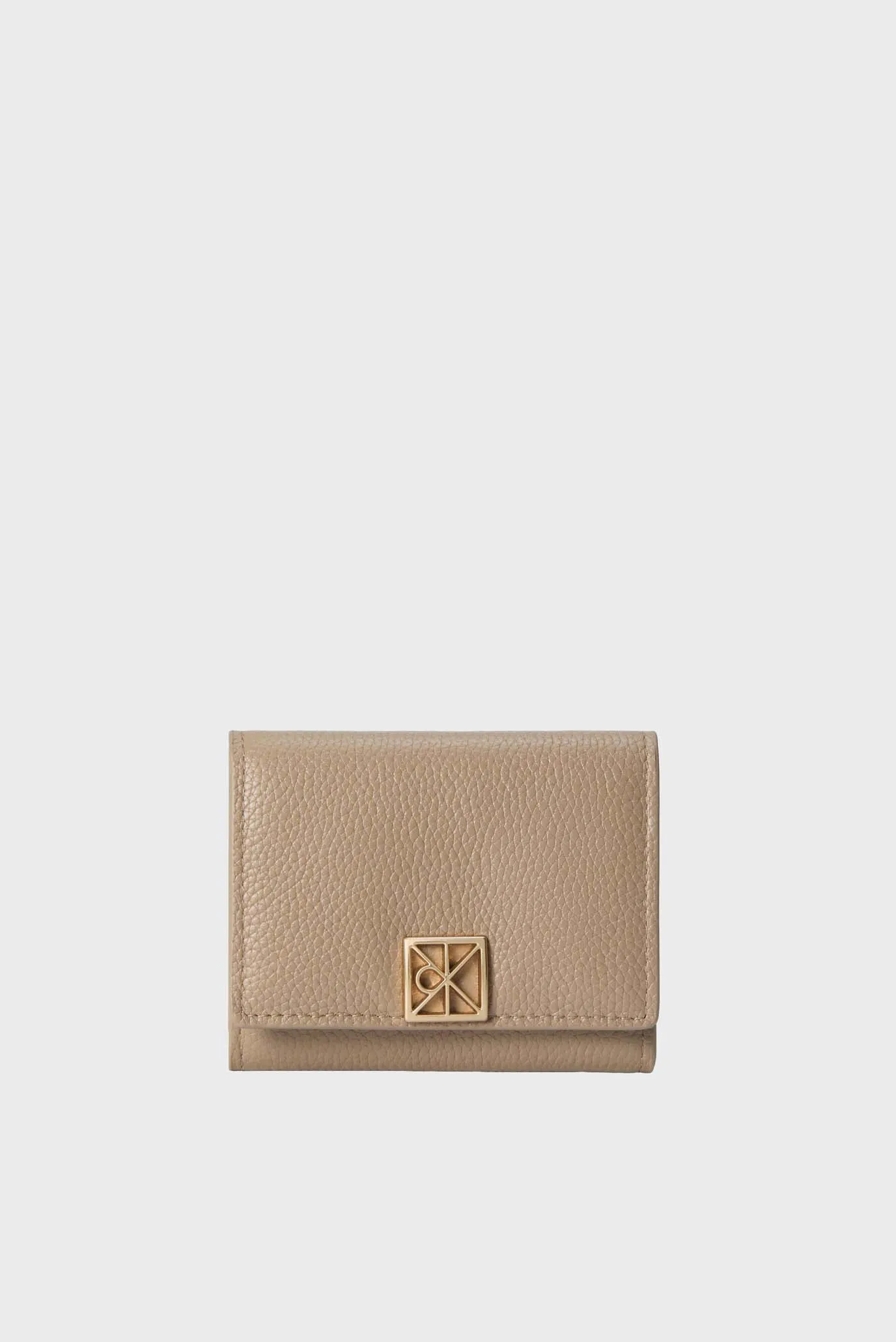 Кошелек EMBLEM HW PEBBLE TRIFOLD W ZIP 1