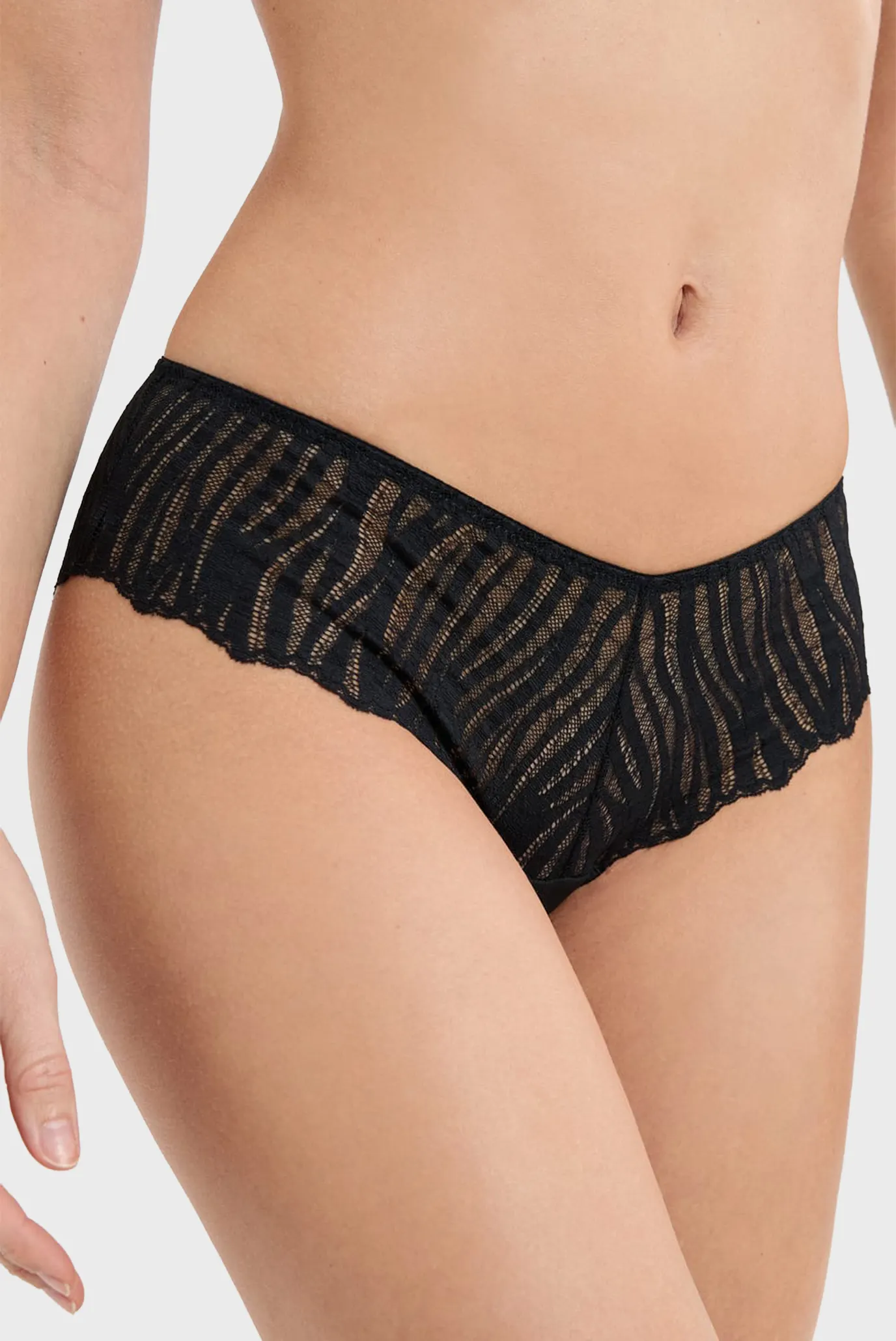 Трусики с вышивкой/ONYX - SHORTY 5