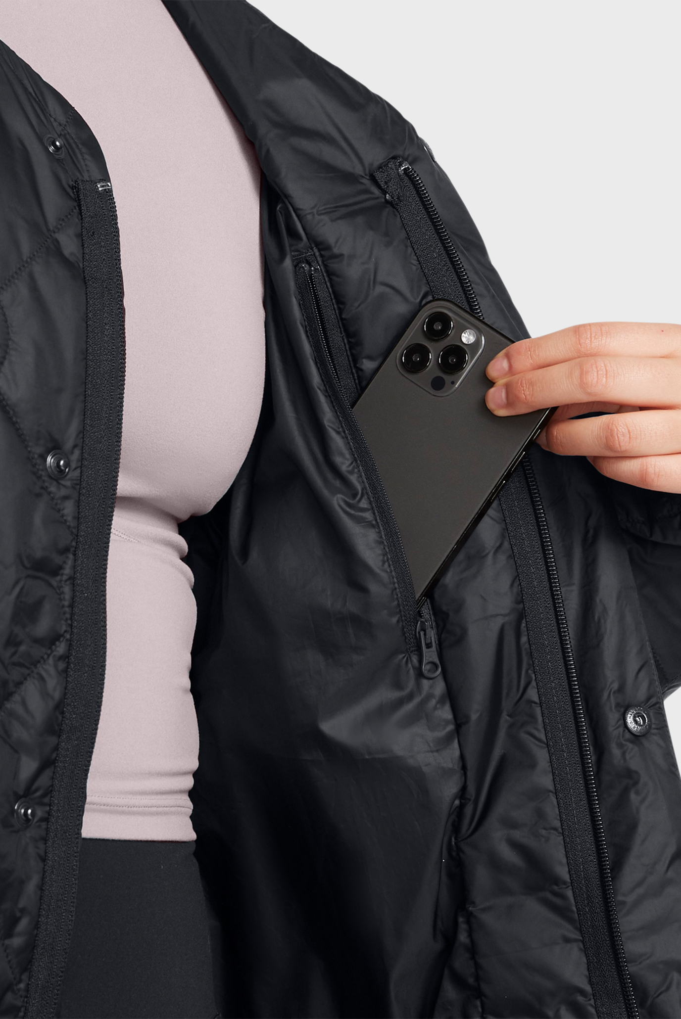 Женская черная куртка DIAMOND JACKET 4