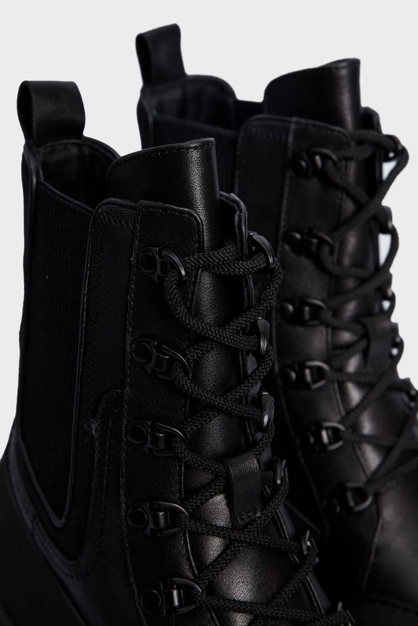 Женские черные кожаные хайкеры Hayley 7