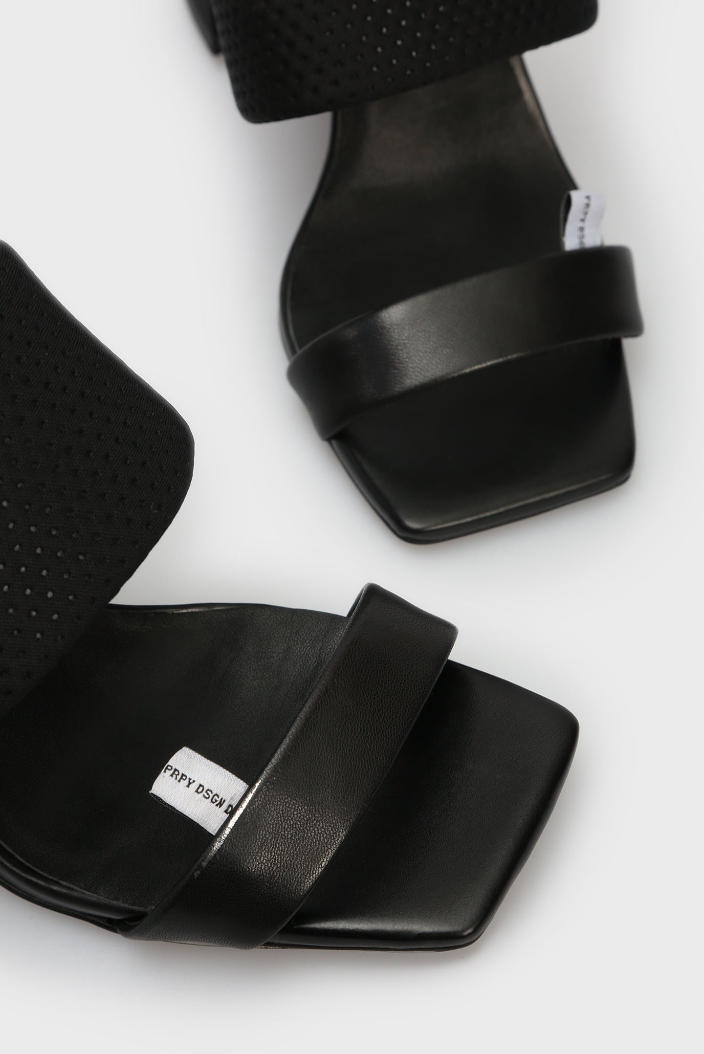 Женские черные кожаные мюли 7