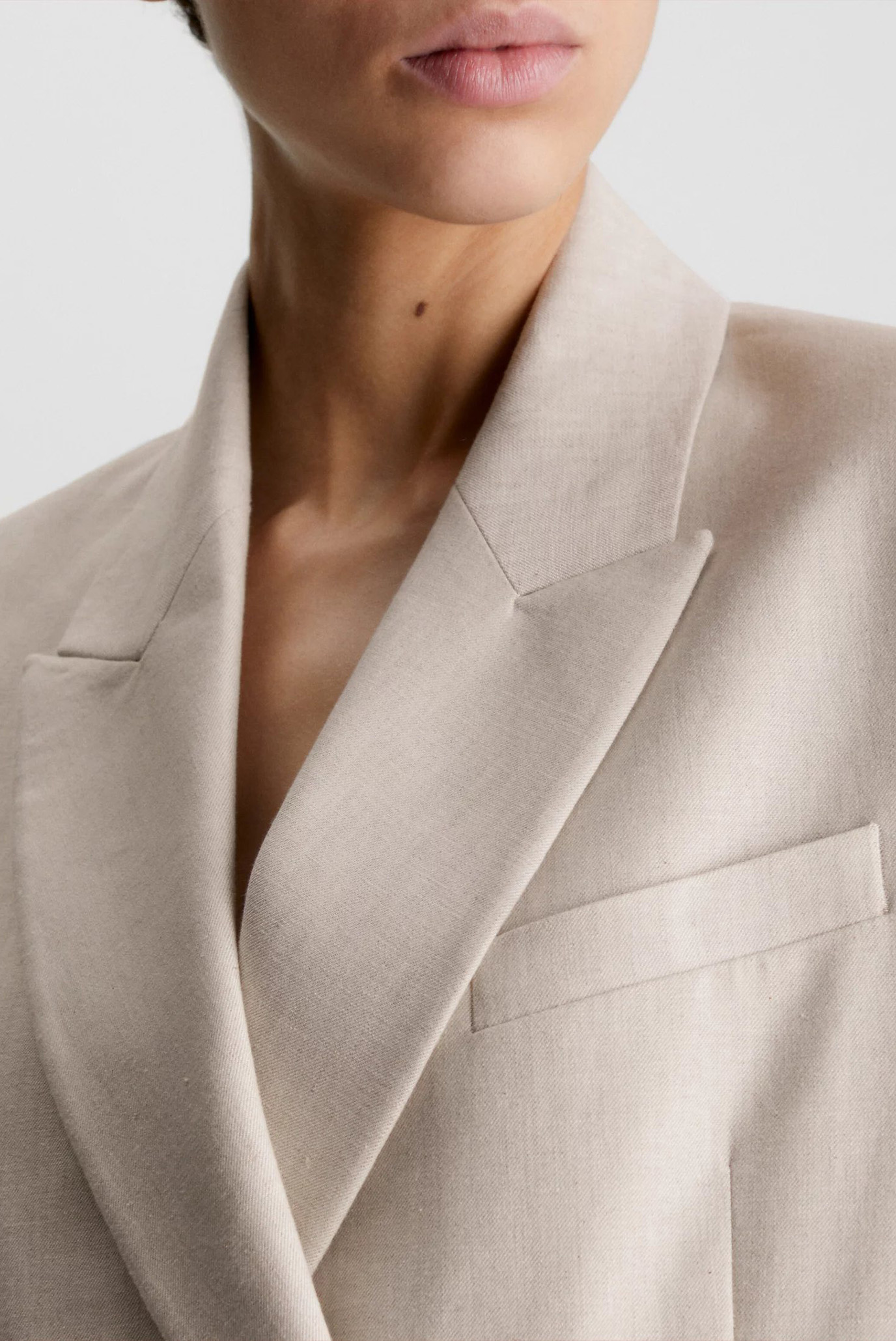 Женский белый льняной жакет 9