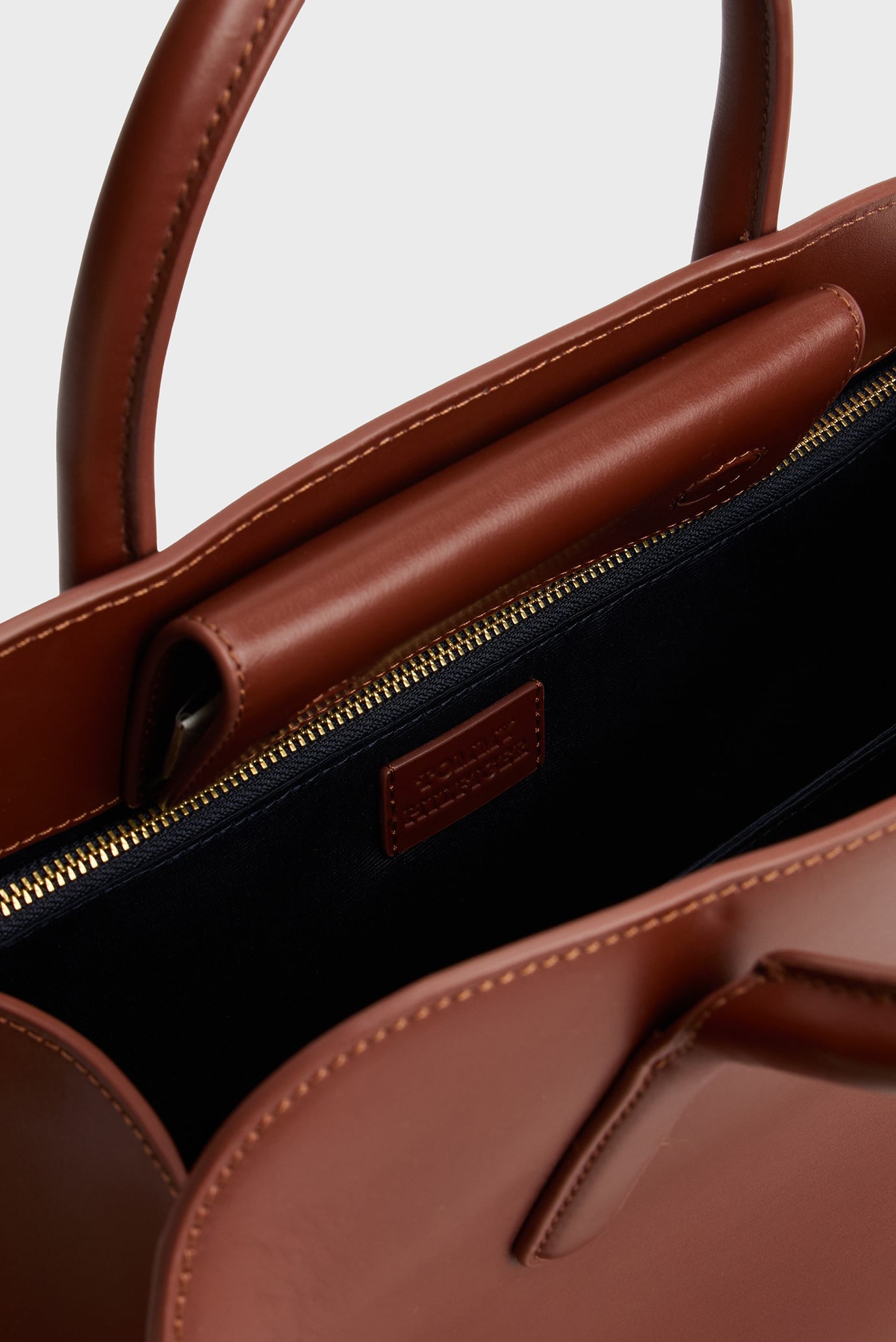 Сумка ICONIC LEATHER MED SATCHEL 4