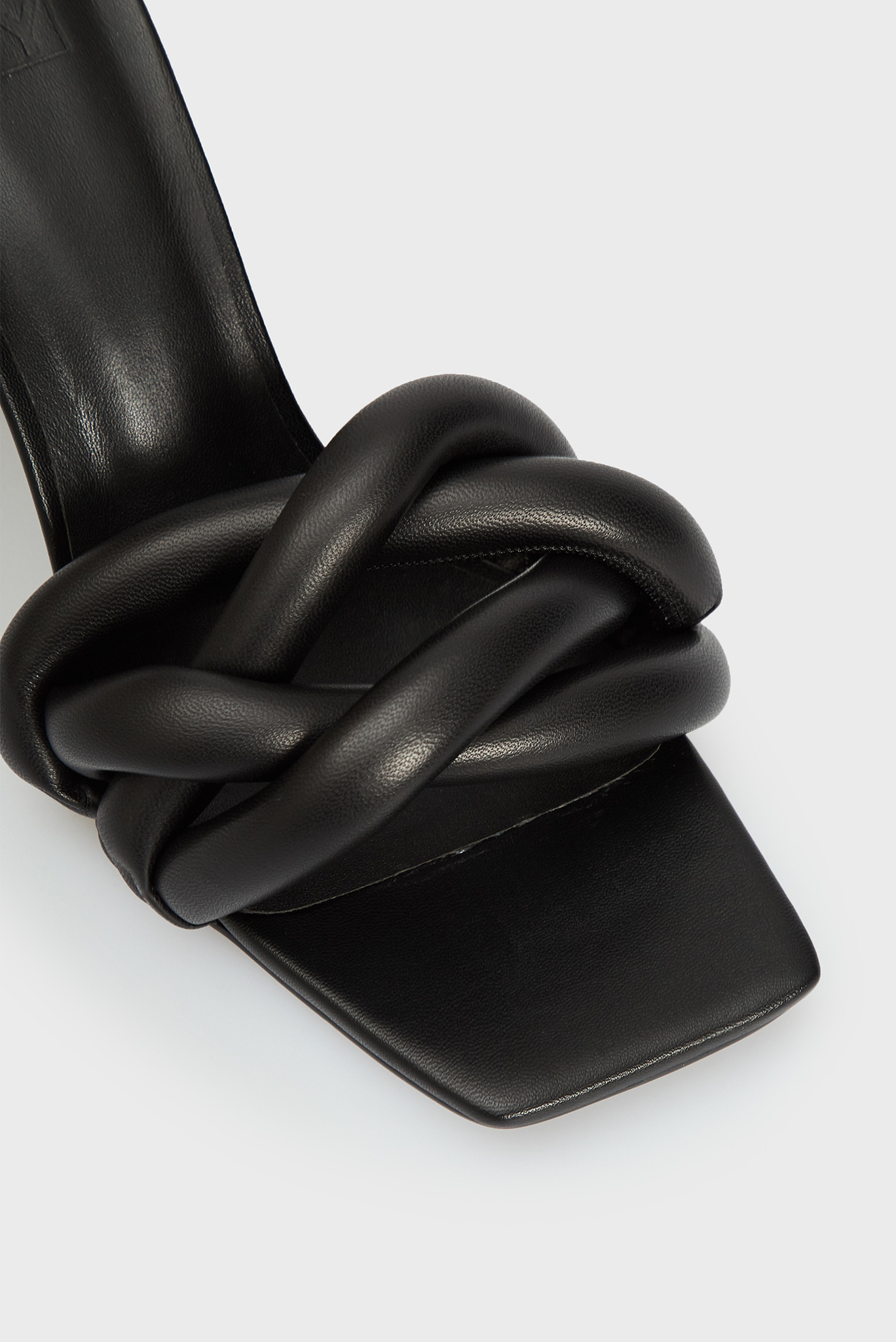 Женские черные мюли Gabriela 2