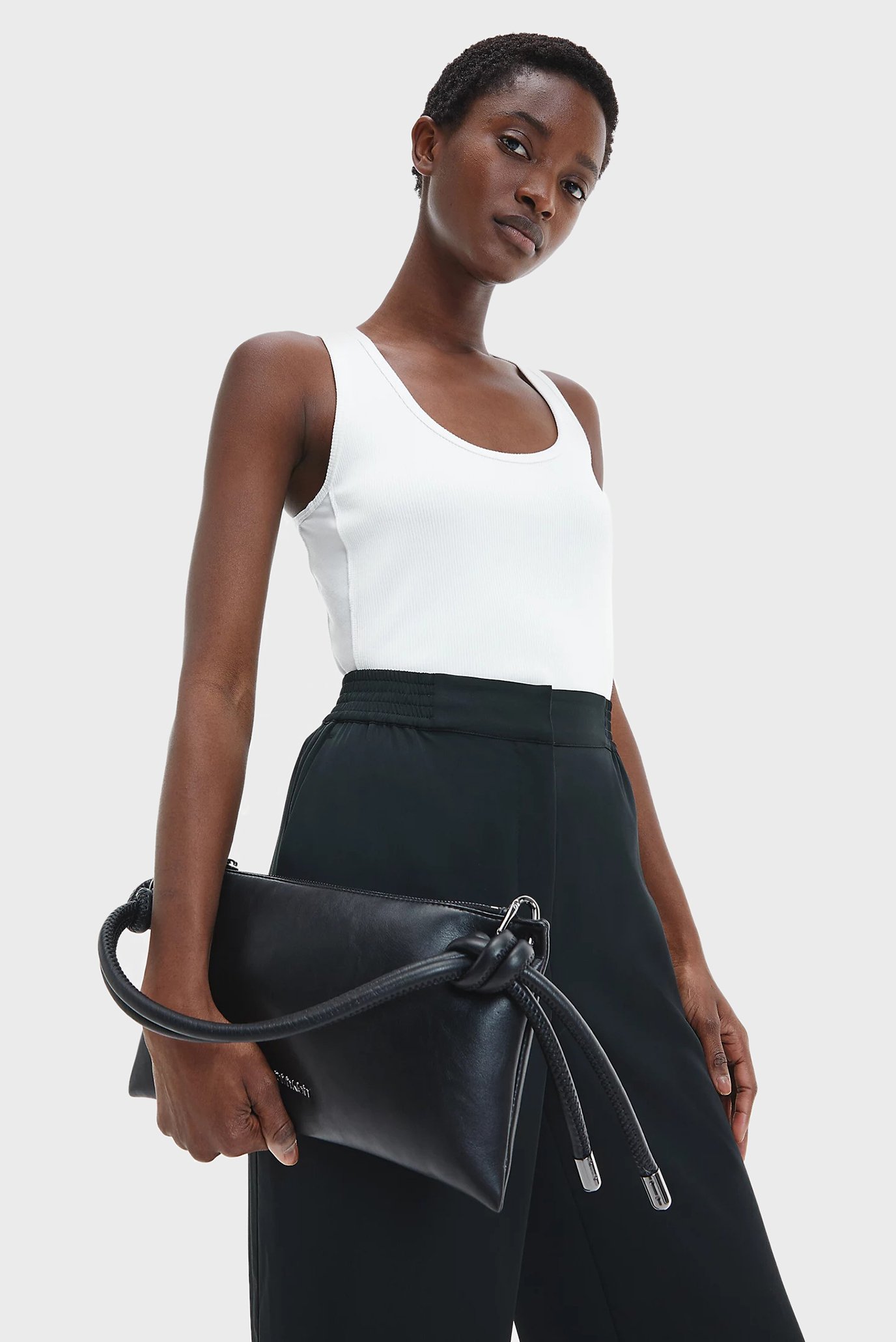 Женская белая майка 7