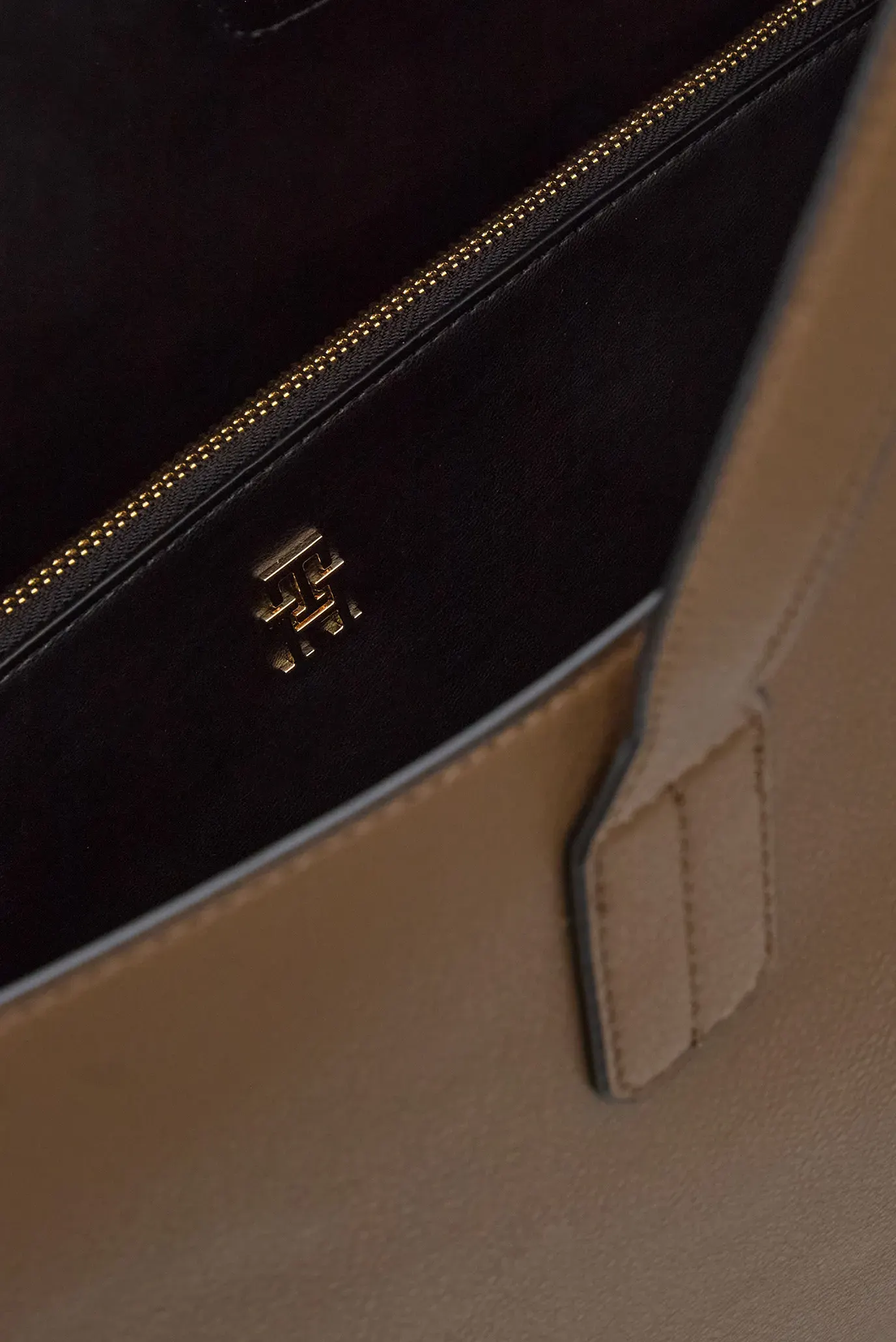 Сумка TH ICON TOTE 6